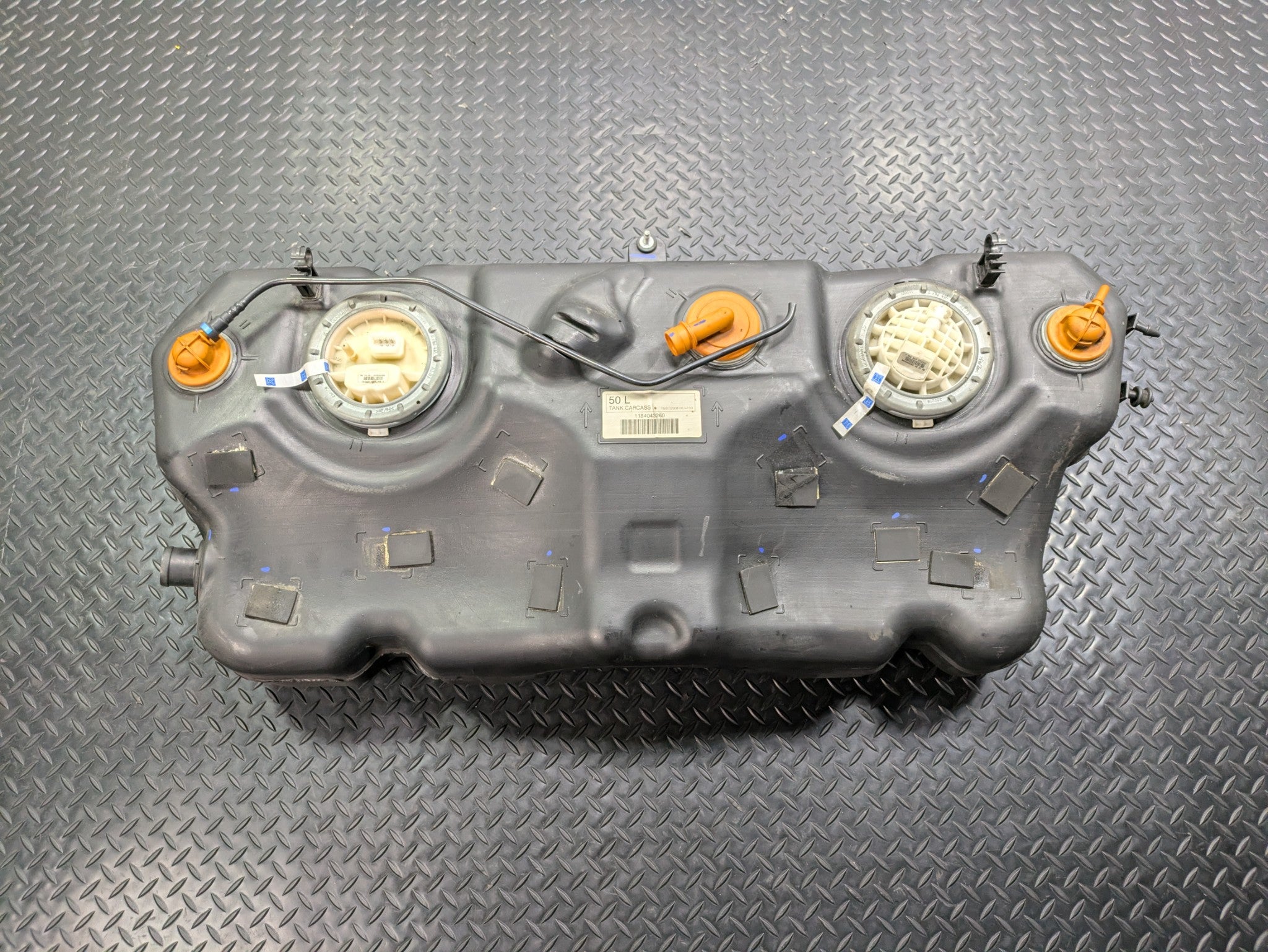 2006 - 2013 OEM MINI COOPER FUEL GAS TANK ASSEMBLY 10.6 GALLON