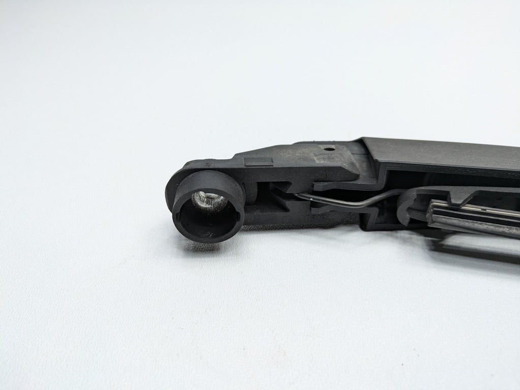 2006 - 2013 OEM MINI COOPER REAR HATCH TAILGATE WINDOW WIPER ARM WITH BLADE