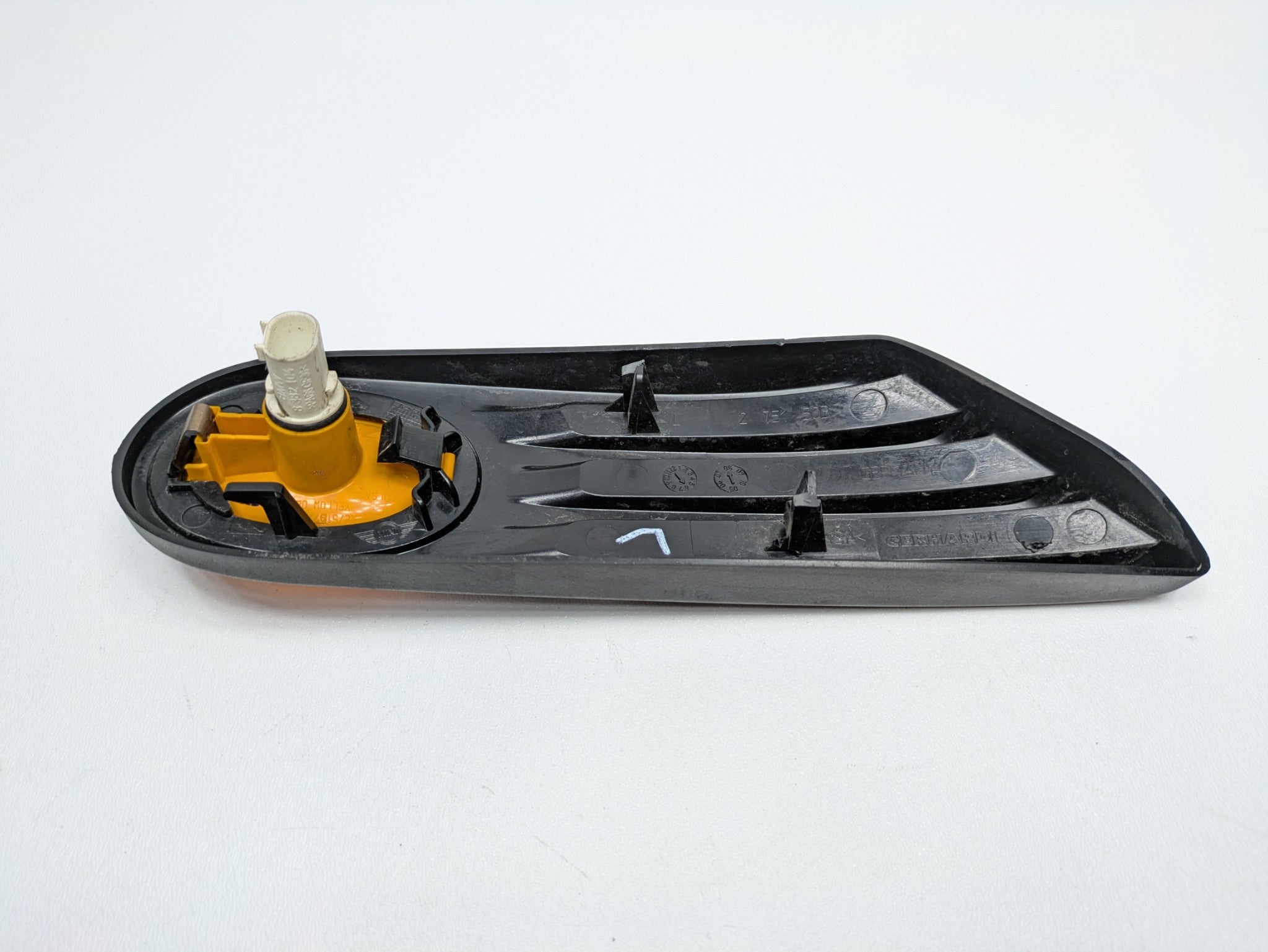 2006 - 2013 OEM MINI COOPER FRONT LEFT DRIVER SIDE TURN SIGNAL MARKER LIGHT