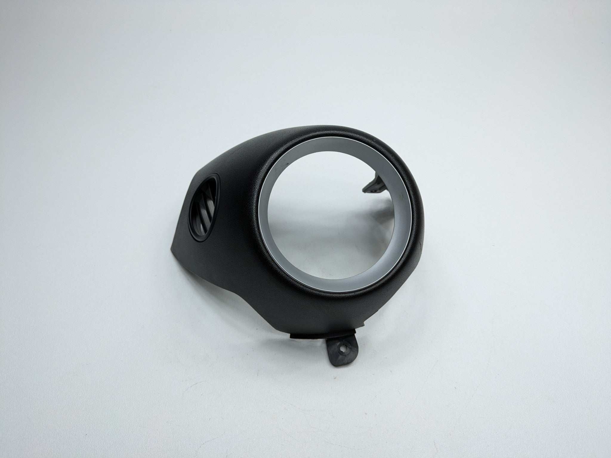 2006 - 2013 OEM MINI COOPER RIGHT PASSENGER SIDE DASH AIR VENT BEZEL COVER TRIM