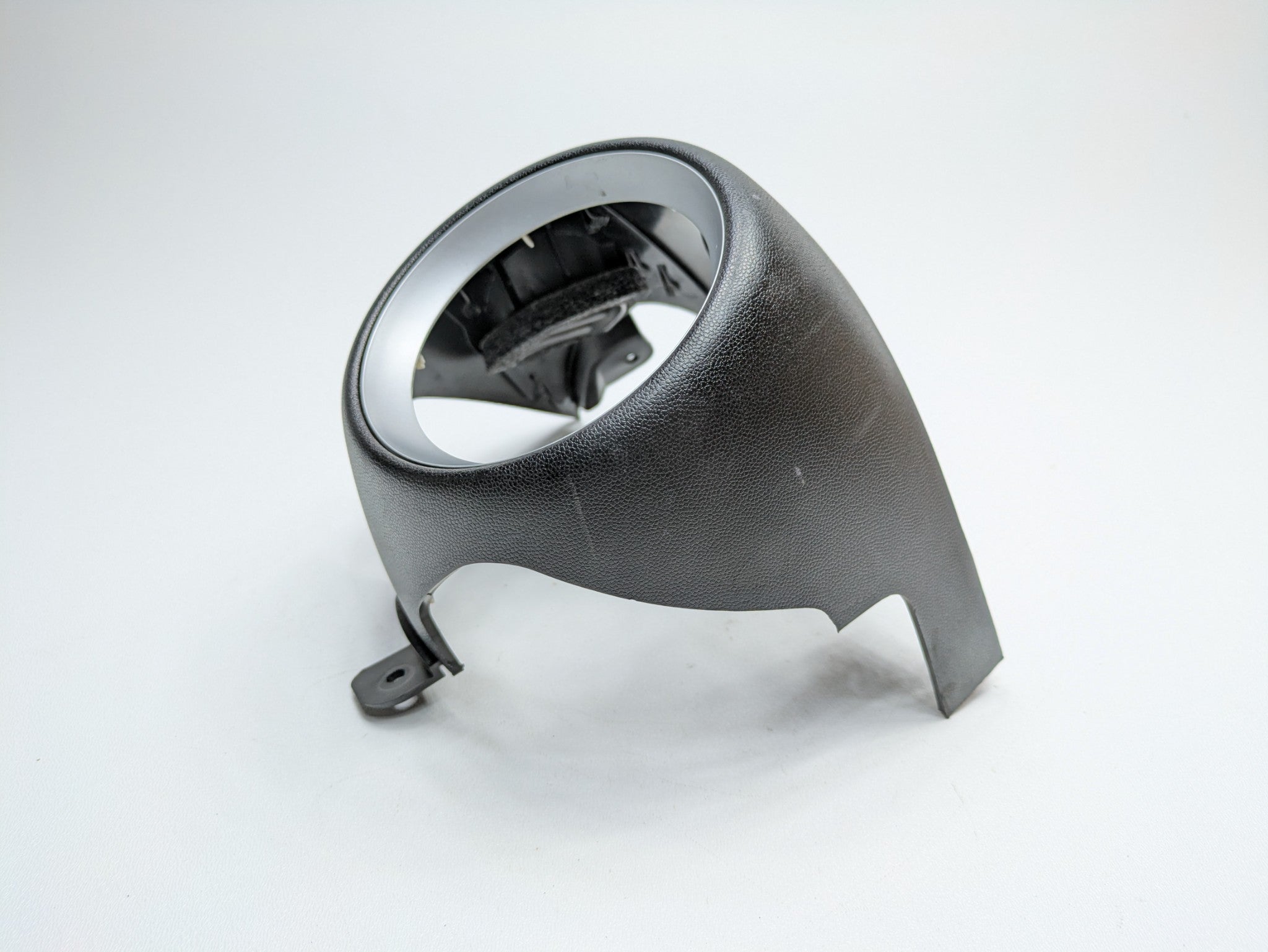 2006 - 2013 OEM MINI COOPER RIGHT PASSENGER SIDE DASH AIR VENT BEZEL COVER TRIM