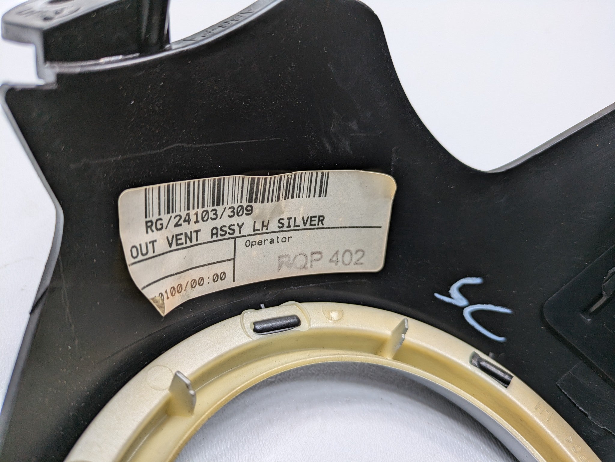 2006 - 2013 OEM MINI COOPER LEFT DRIVER SIDE DASH AIR VENT BEZEL COVER TRIM