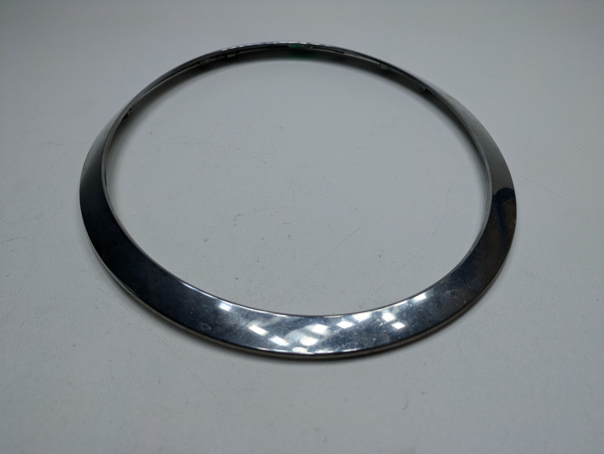 2006 - 2013 OEM MINI COOPER FRONT LEFT DRIVER SIDE HEADLIGHT BEZEL CHROME