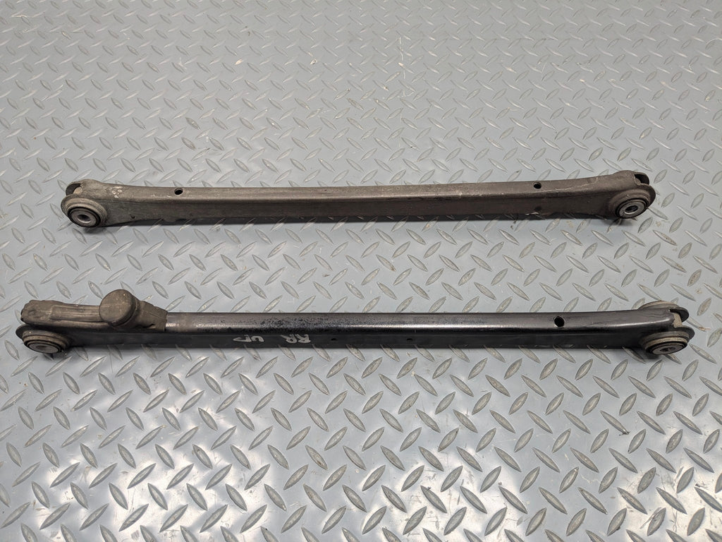 2006 - 2013 OEM MINI COOPER REAR RIGHT PASSENGER SIDE LOWER CONTROL ARM SUPPORT