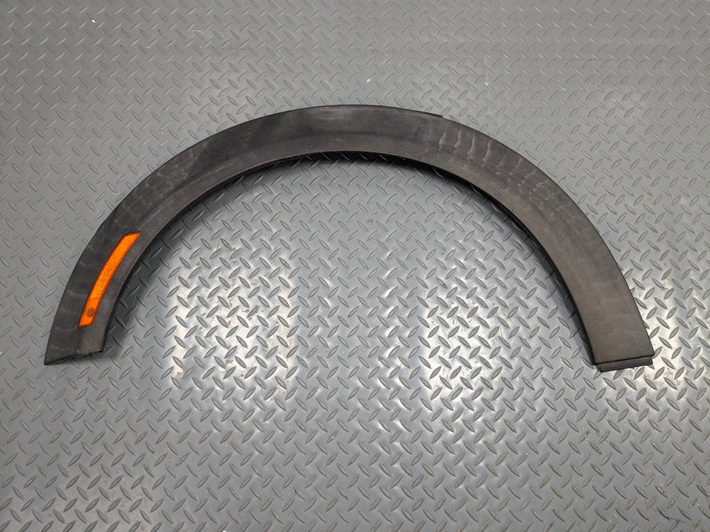 06 - 13 OEM MINI COOPER FRONT LEFT DRIVER SIDE FENDER FLARE BODY MOLDING TRIM