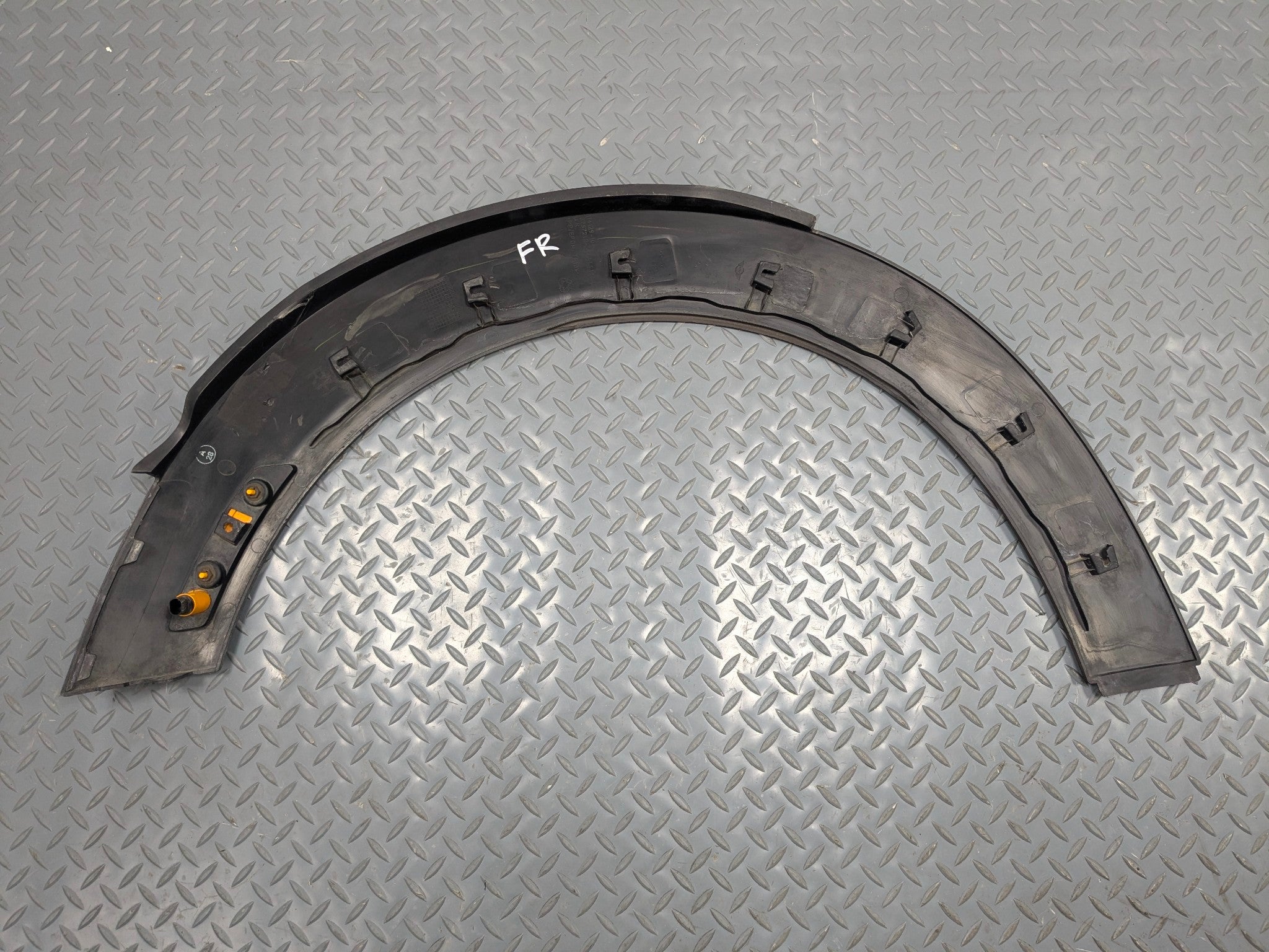 2006 - 2013 OEM MINI COOPER FRONT RIGHT SIDE FENDER FLARE BODY MOLDING TRIM