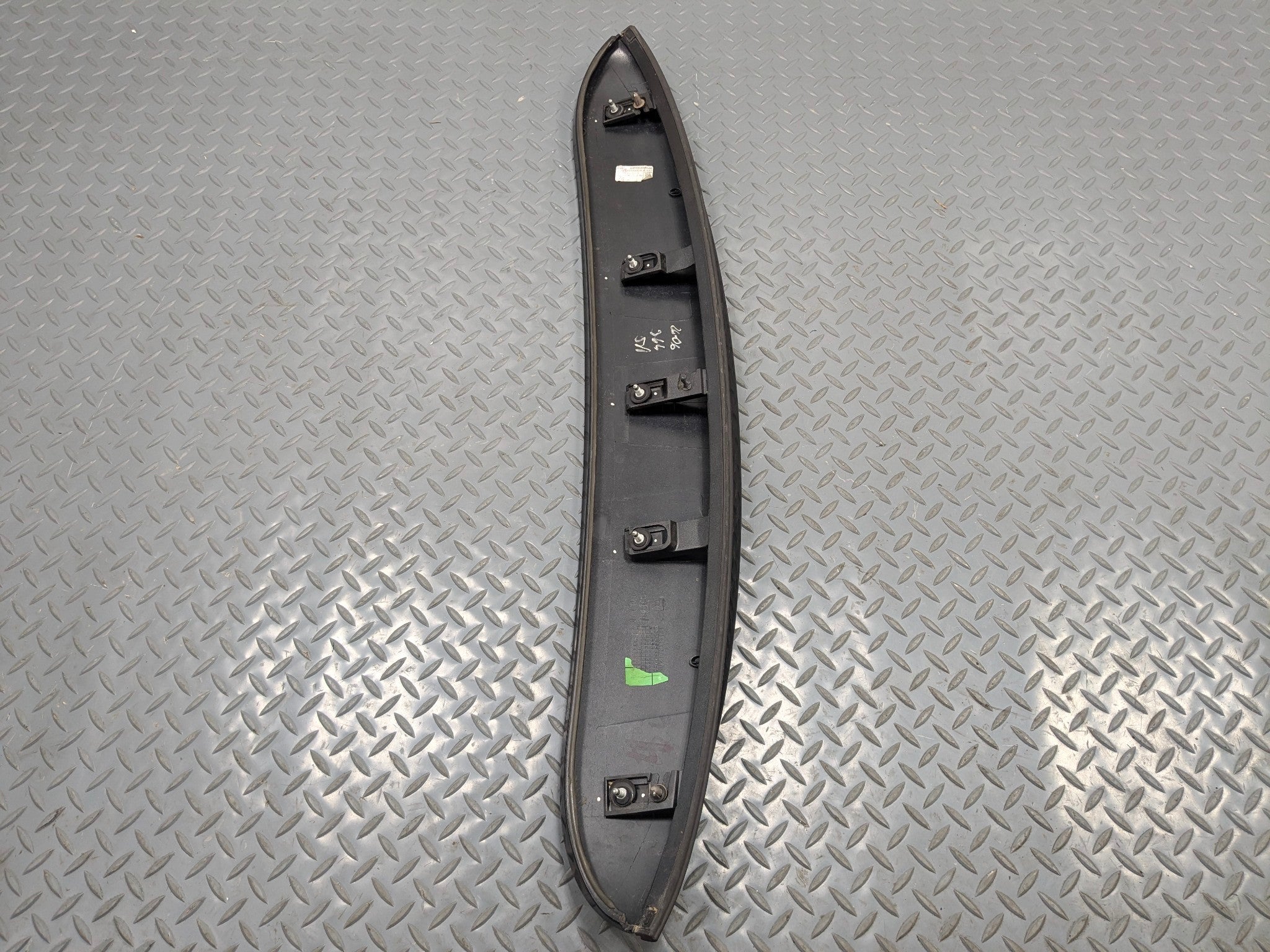 2006 - 2013 OEM MINI COOPER REAR TRUNK LID TAILGATE SPOILER WING