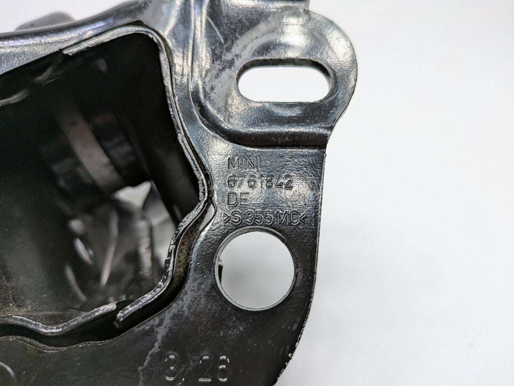 2006 - 2013 OEM MINI COOPER REAR RIGHT PASSENGER SIDE TRAILING ARM BRACKET