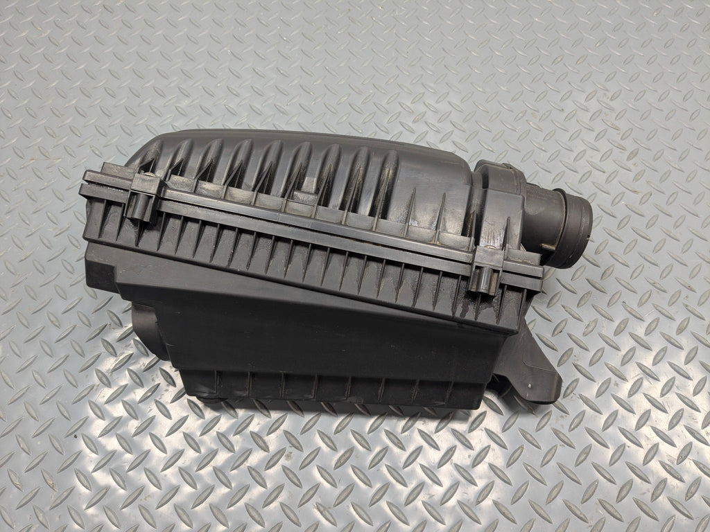 2006 - 2013 OEM MINI COOPER ENGINE AIR CLEANER FILTER HOUSING BOX