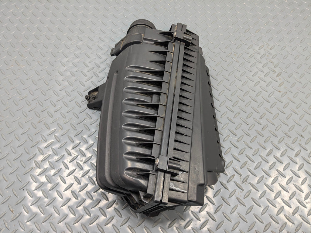 2006 - 2013 OEM MINI COOPER ENGINE AIR CLEANER FILTER HOUSING BOX