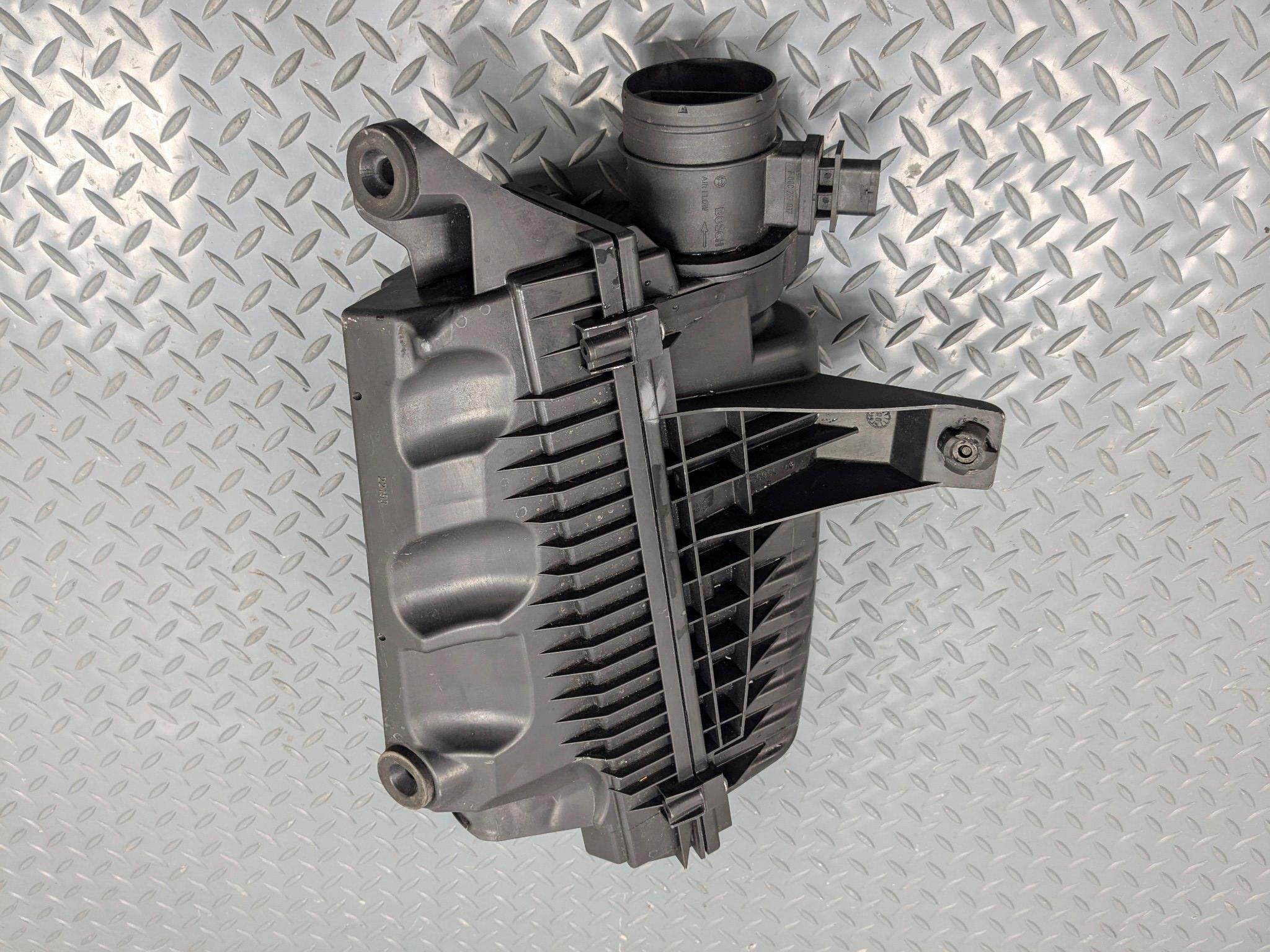 2006 - 2013 OEM MINI COOPER ENGINE AIR CLEANER FILTER HOUSING BOX