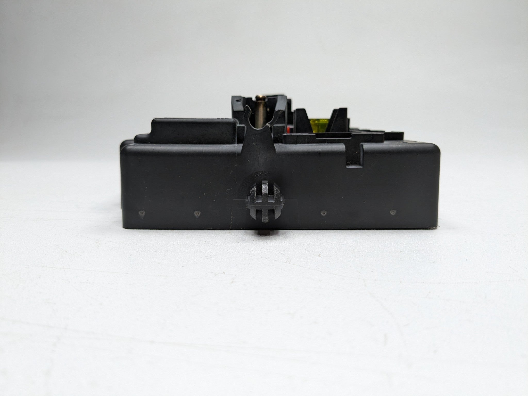 2006 - 2013 OEM MINI COOPER POWER DISTRIBUTION JUNCTION FUSE BOX