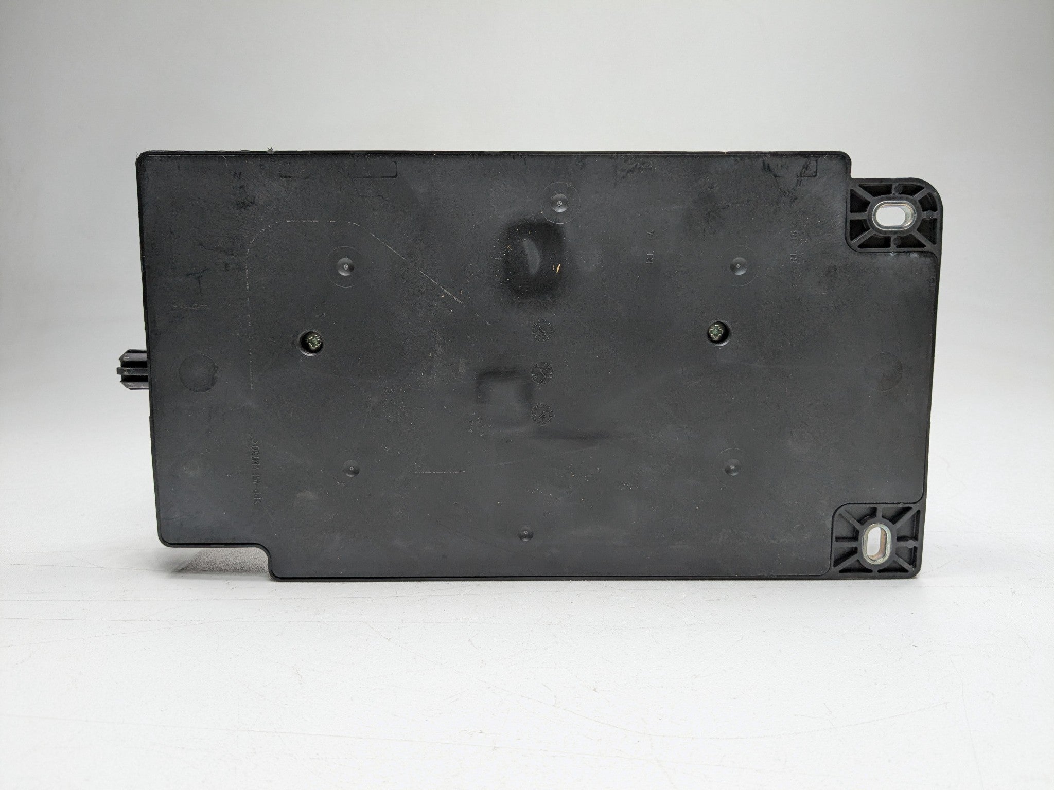 2006 - 2013 OEM MINI COOPER POWER DISTRIBUTION JUNCTION FUSE BOX