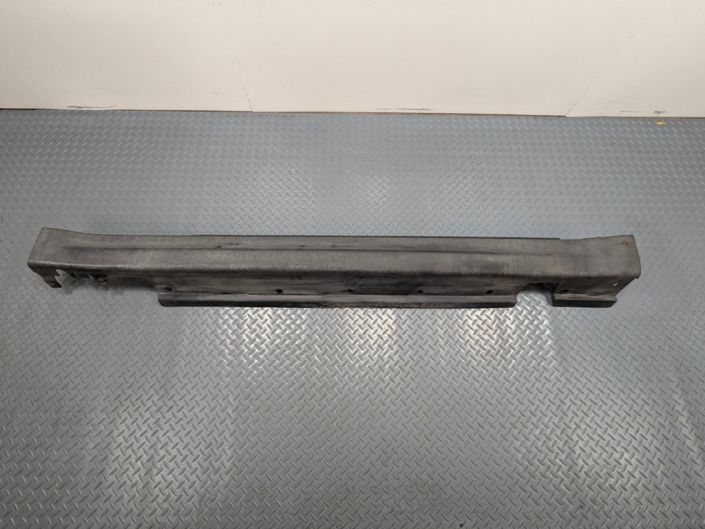 06 - 13 OEM MINI COOPER RIGHT PASSENGER SIDE ROCKER PANEL SKIRT MOULDING TRIM