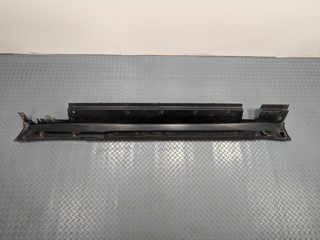 06 - 13 OEM MINI COOPER RIGHT PASSENGER SIDE ROCKER PANEL SKIRT MOULDING TRIM