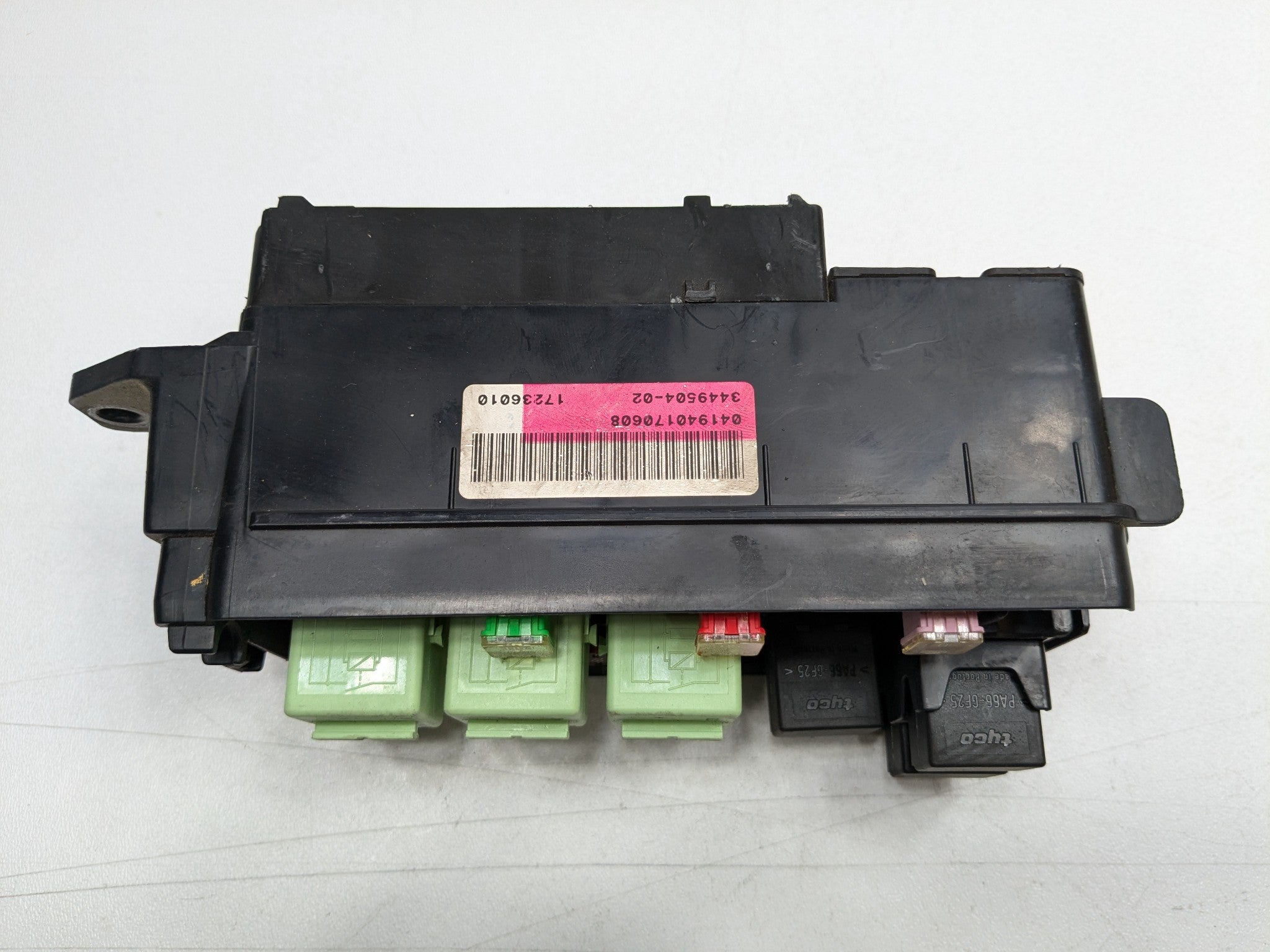 2006 - 2013 OEM MINI COOPER ENGINE RELAY JUNCTION BLOCK FUSE BOX