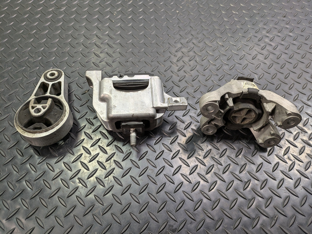 2006 - 2013 OEM MINI COOPER FRONT RIGHT AND REAR LOWER ENGINE MOUNT BRACKET SET
