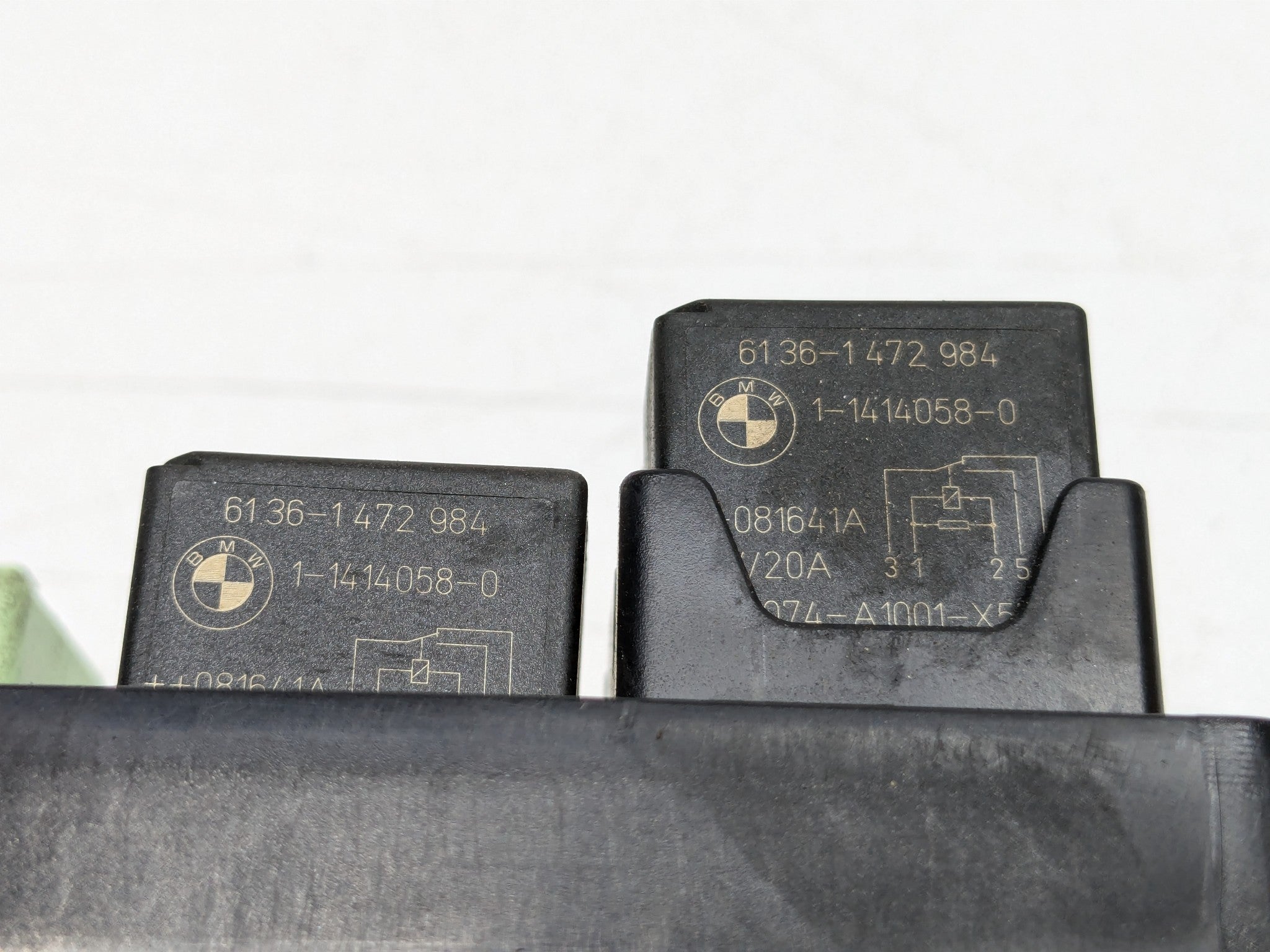 2006 - 2013 OEM MINI COOPER ENGINE RELAY JUNCTION BLOCK FUSE BOX