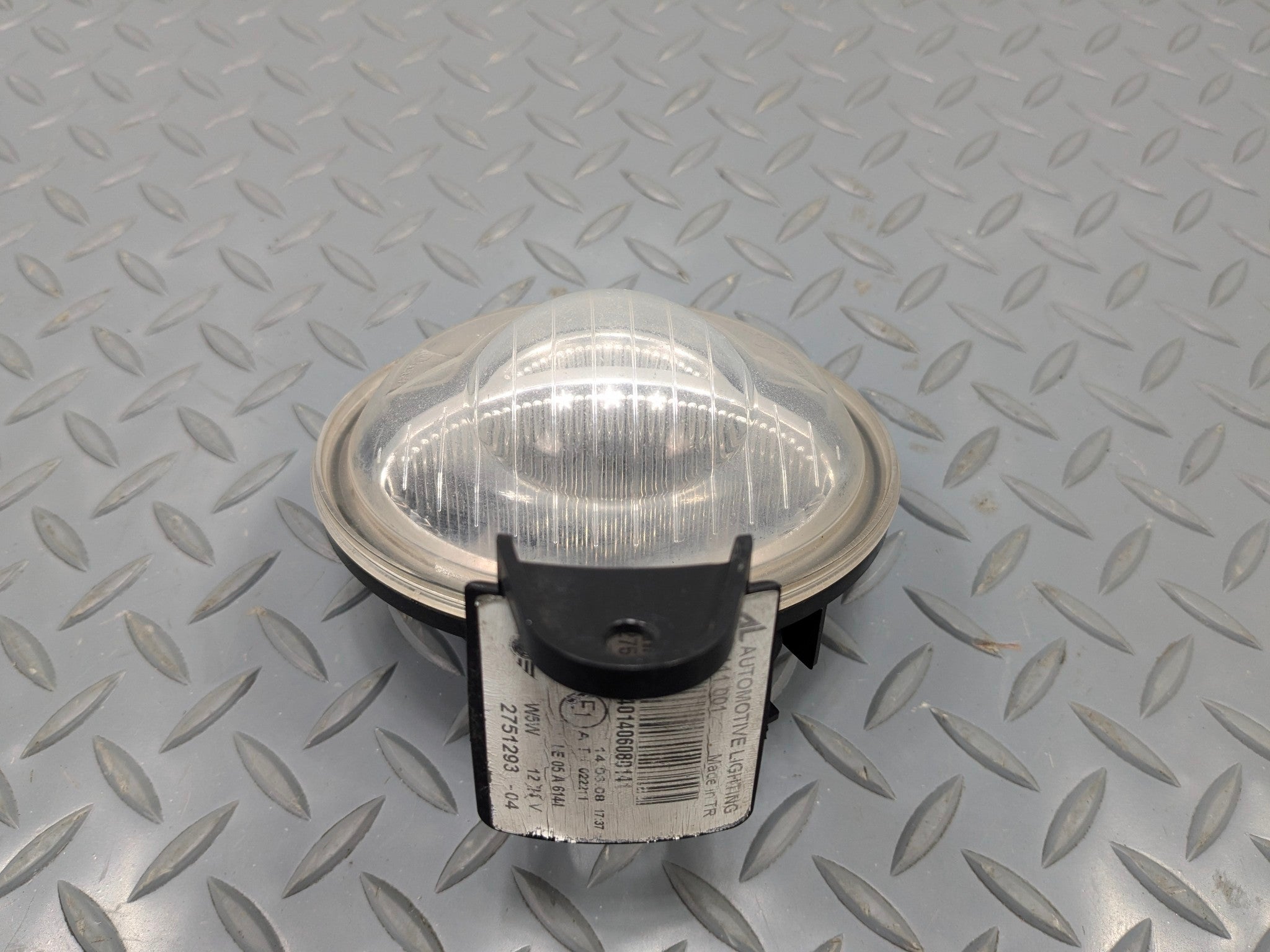 2006 - 2013 OEM MINI COOPER FRONT RIGHT PASSENGER SIDE FOG LIGHT ASSEMBLY