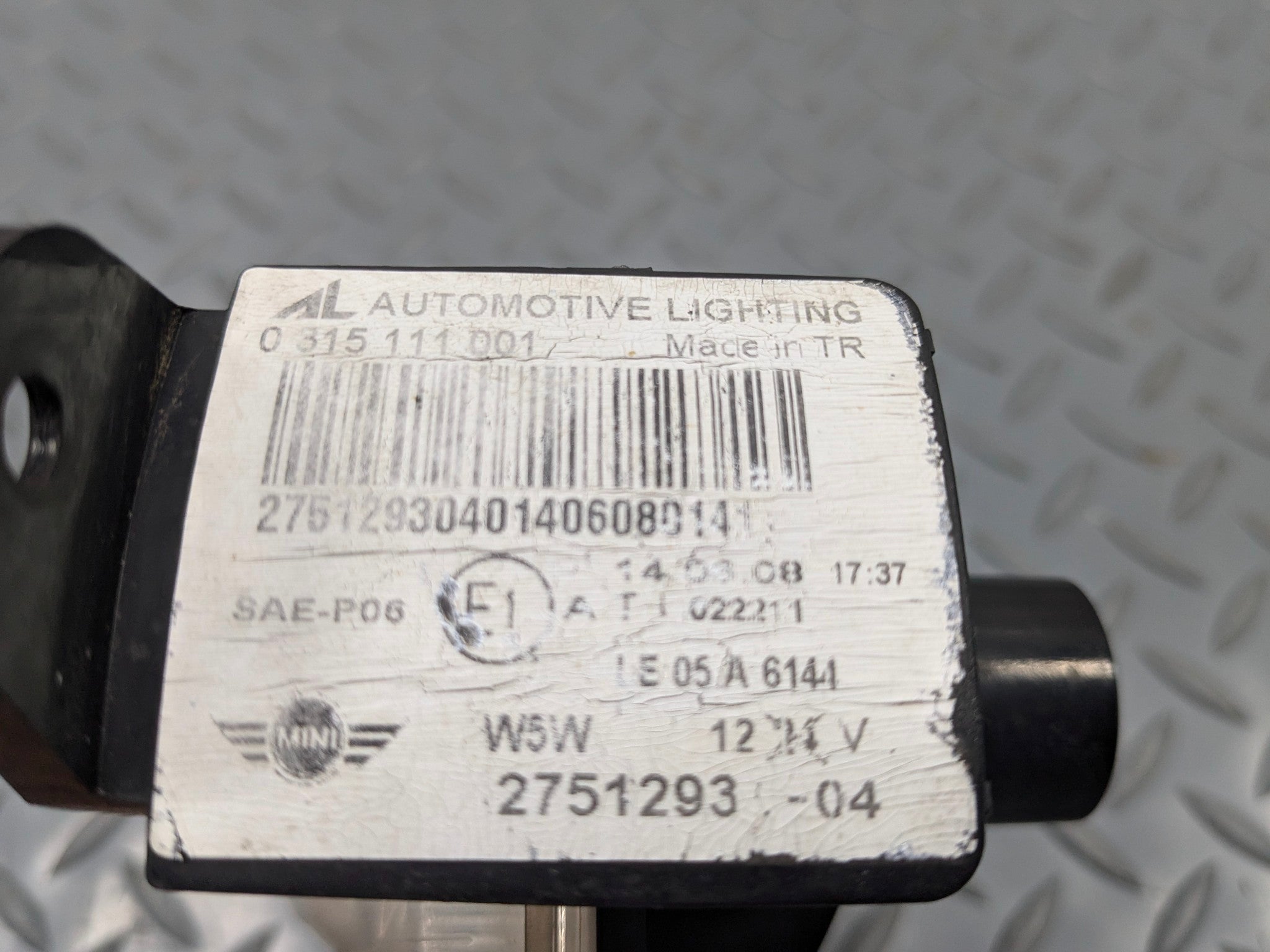 2006 - 2013 OEM MINI COOPER FRONT RIGHT PASSENGER SIDE FOG LIGHT ASSEMBLY