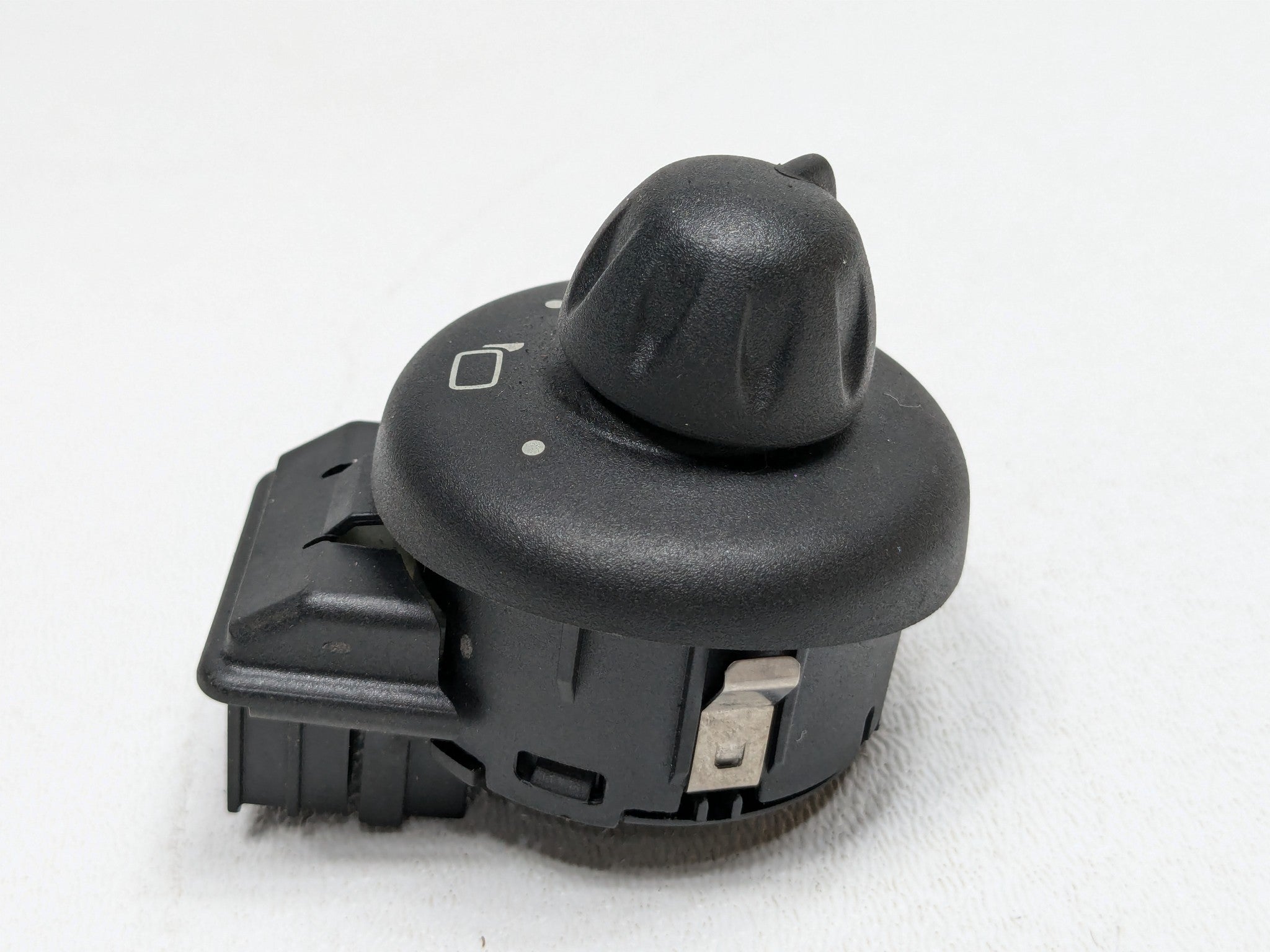 2006 - 2013 OEM MINI COOPER SIDE VIEW MIRROR ADJUSTMENT CONTROL SWITCH