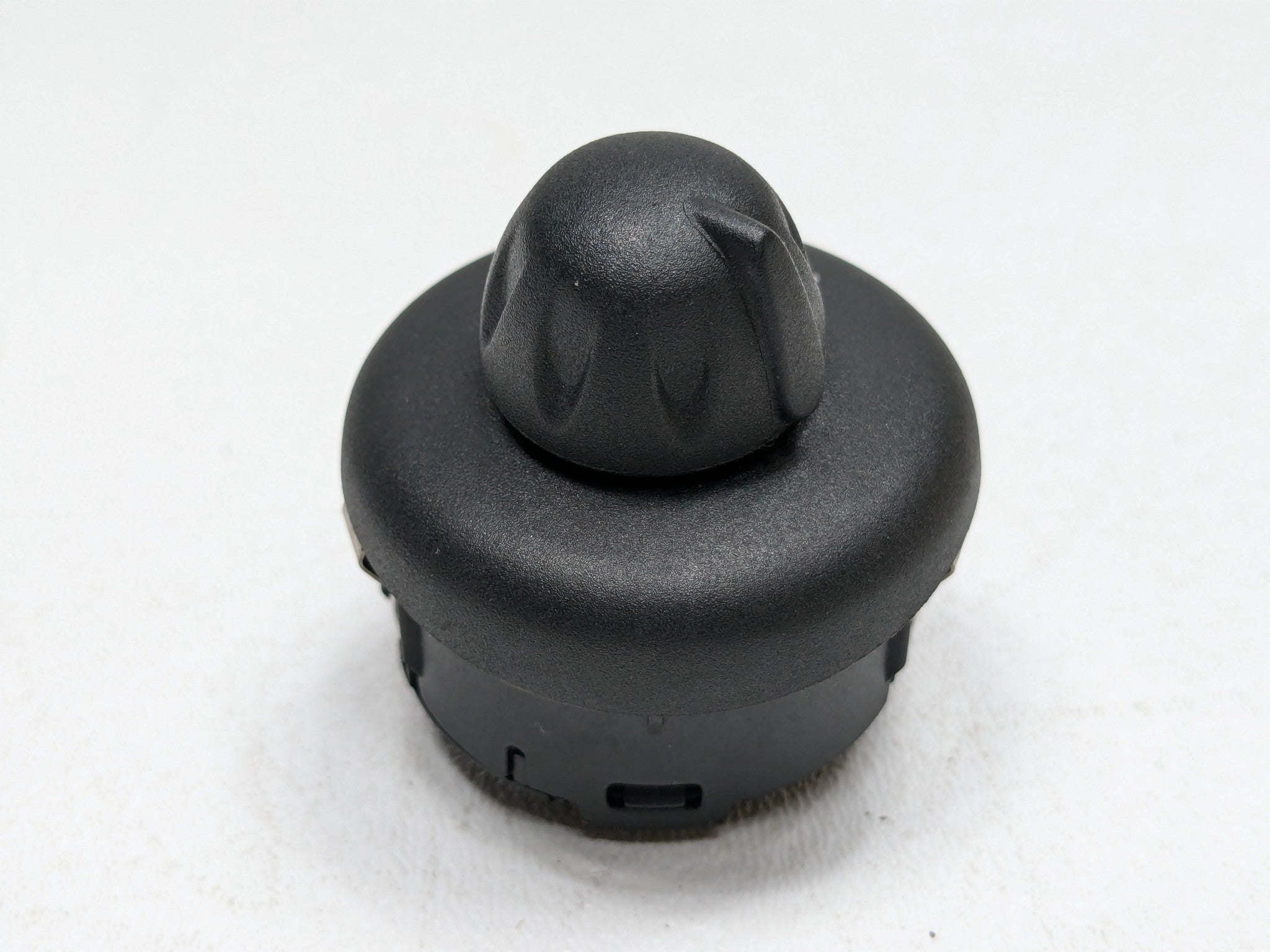 2006 - 2013 OEM MINI COOPER SIDE VIEW MIRROR ADJUSTMENT CONTROL SWITCH