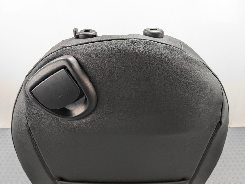 2006 - 2013 OEM MINI COOPER FRONT LEFT DRIVER SIDE SEAT WITH SEATBELT BUCKLE