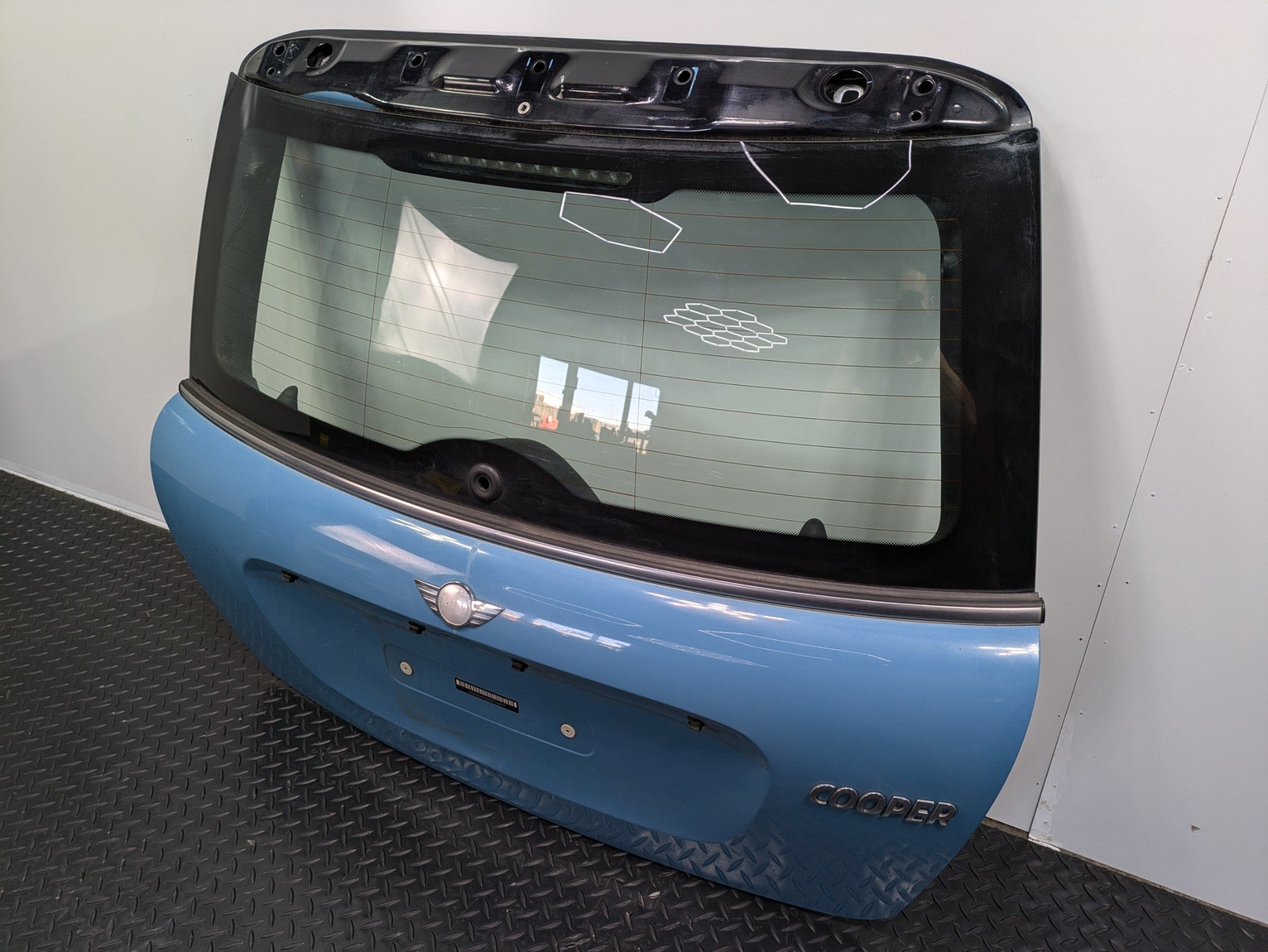 2006 - 2013 OEM MINI COOPER REAR TRUNK TAILGATE HATCH SHELL PANEL ASSEMBLY