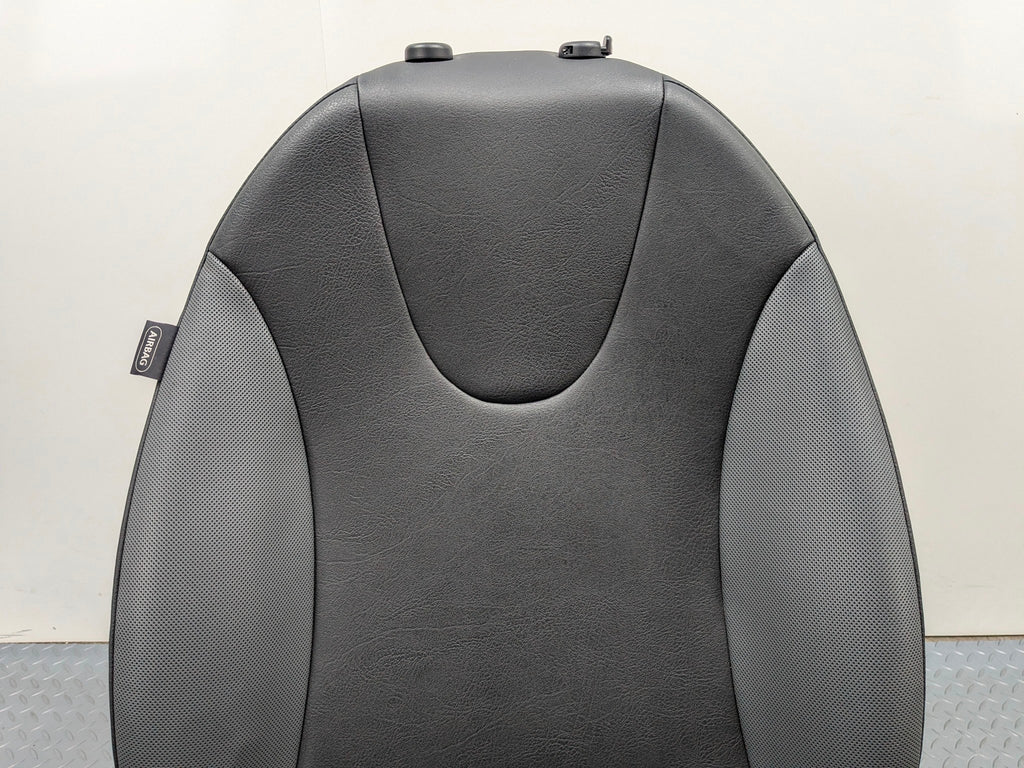 2006 - 2013 OEM MINI COOPER FRONT RIGHT PASSENGER SIDE SEAT WITH SEATBELT BUCKLE