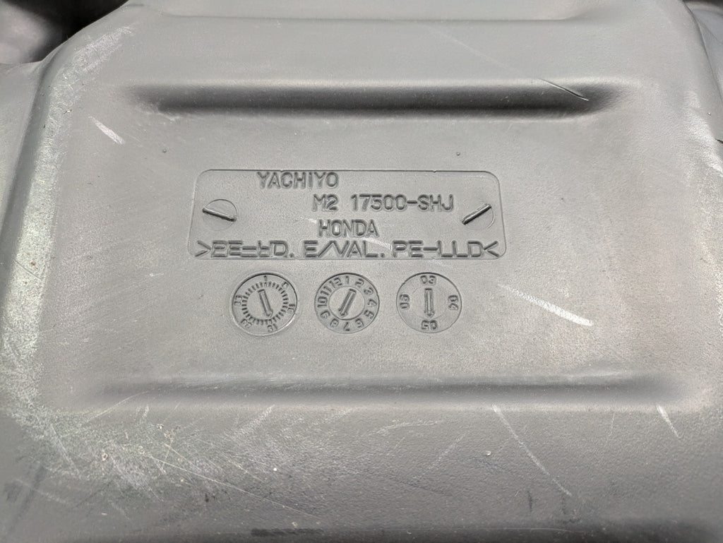 05 - 10 OEM HONDA ODYSSEY FUEL TANK RESERVOIR ASSEMBLY