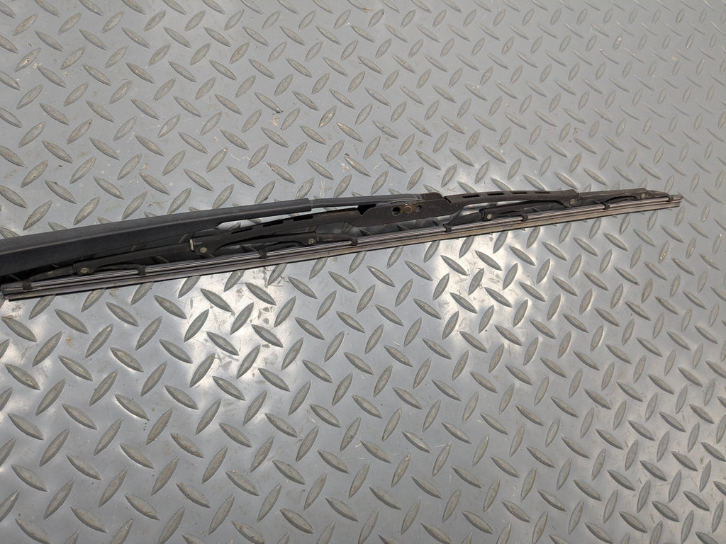 05 - 10 OEM HONDA ODYSSEY FRONT RIGHT PASSENGER SIDE WINDSHIELD WIPER ARM