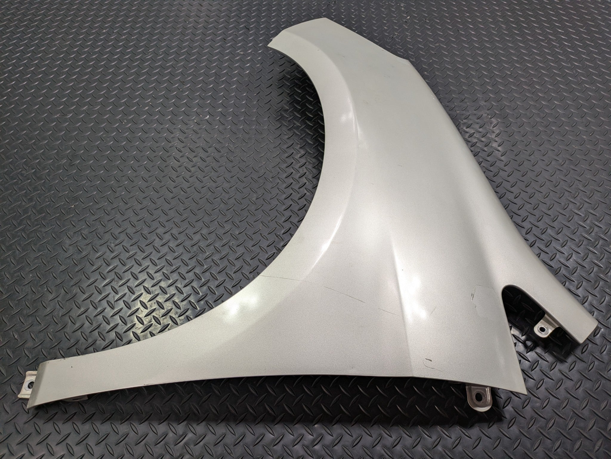 05 - 10 OEM HONDA ODYSSEY FRONT LEFT DRIVER SIDE FENDER SILVER
