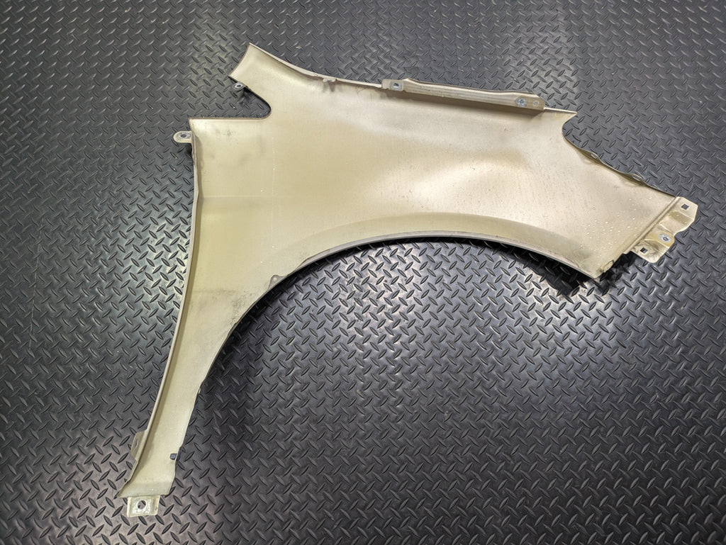 05 - 10 OEM HONDA ODYSSEY FRONT LEFT DRIVER SIDE FENDER SILVER