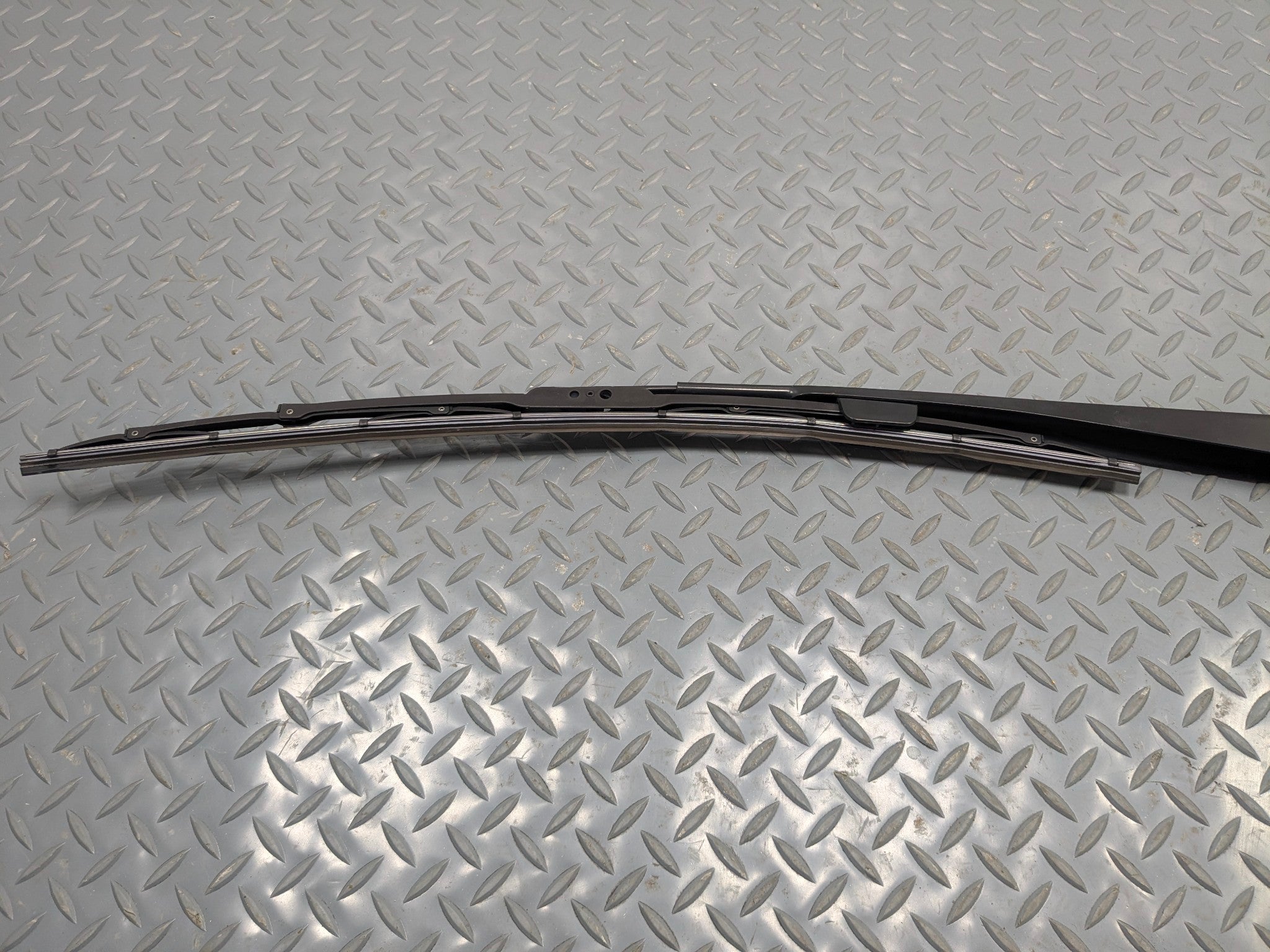 05 - 10 OEM HONDA ODYSSEY FRONT LEFT DRIVER SIDE WINDSHIELD WIPER ARM