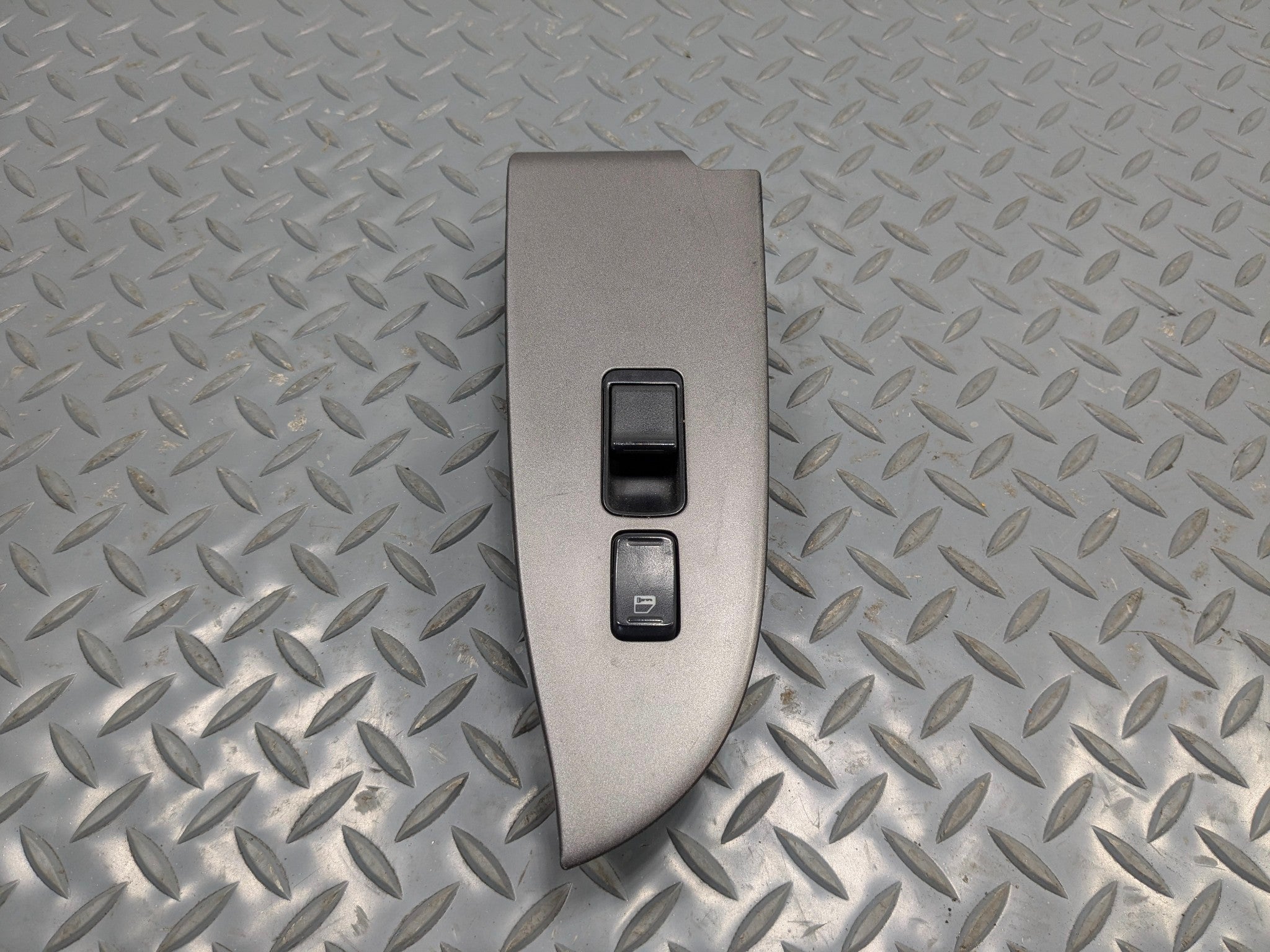 05 - 10 OEM HONDA ODYSSEY FRONT RIGHT PASSENGER SIDE POWER WINDOW MIRROR SWITCH