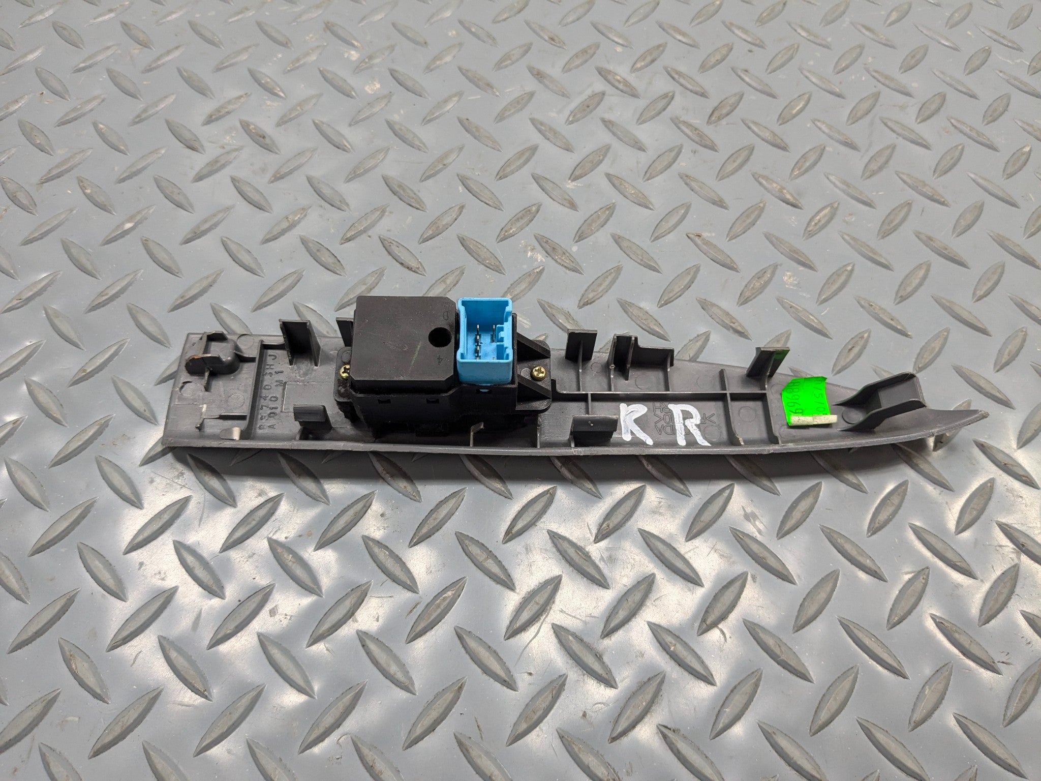 05 - 10 OEM HONDA ODYSSEY REAR RIGHT PASSENGER SIDE POWER WINDOW MIRROR SWITCH