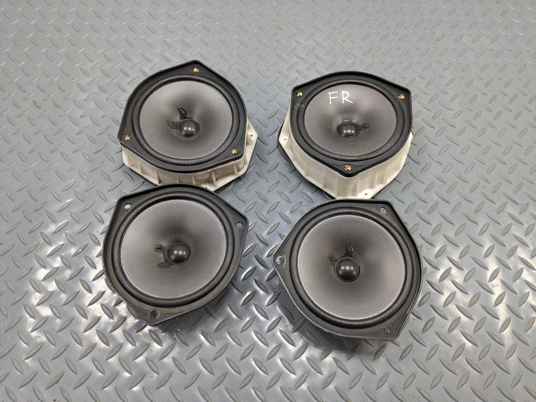 2005 - 2010 OEM HONDA ODYSSEY FRONT AND REAR AUDIO SOUND SYSTEM SPEAKER SET OF 4
