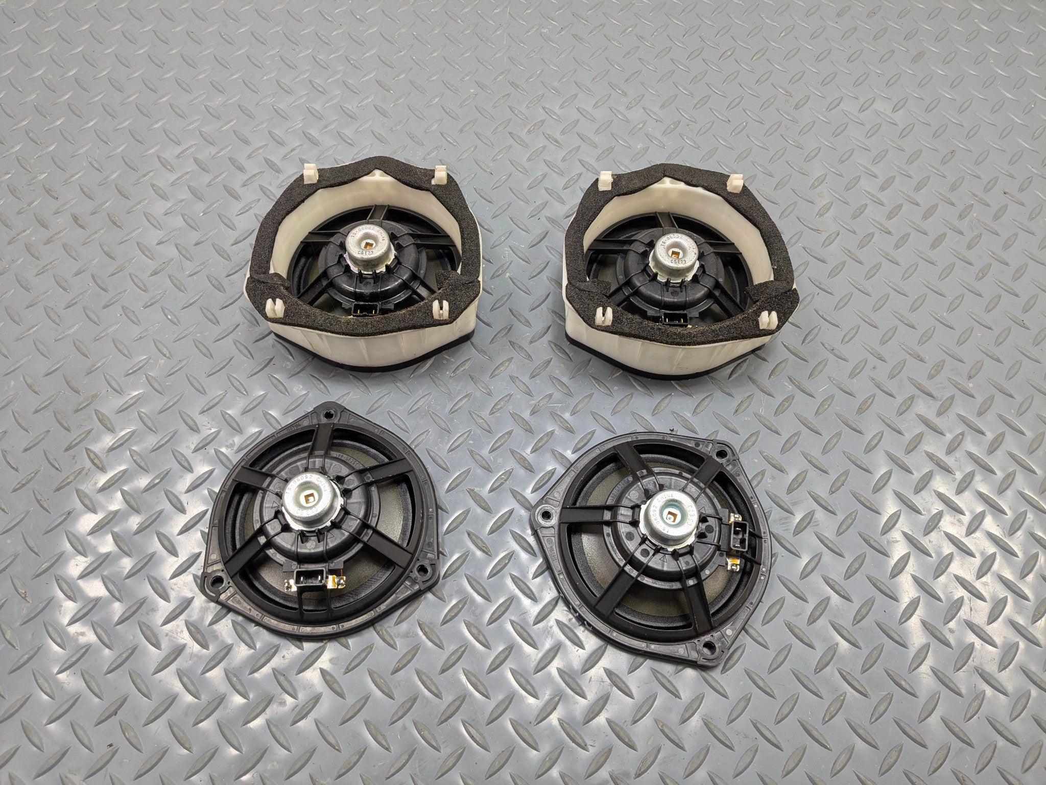 2005 - 2010 OEM HONDA ODYSSEY FRONT AND REAR AUDIO SOUND SYSTEM SPEAKER SET OF 4