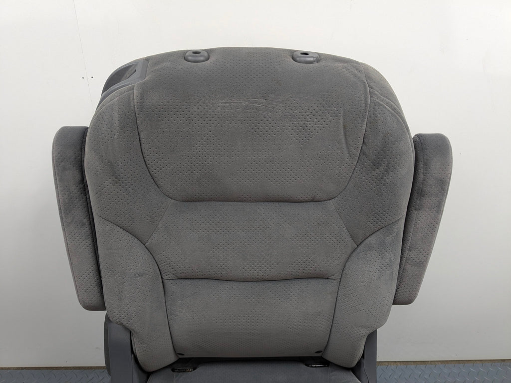 05 - 10 OEM HONDA ODYSSEY REAR RIGHT SIDE SECOND ROW SEAT WITH SEATBELT BUCKLE