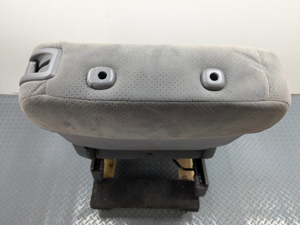 05 - 10 OEM HONDA ODYSSEY REAR LEFT SIDE SECOND ROW SEAT WITH SEATBELT BUCKLE