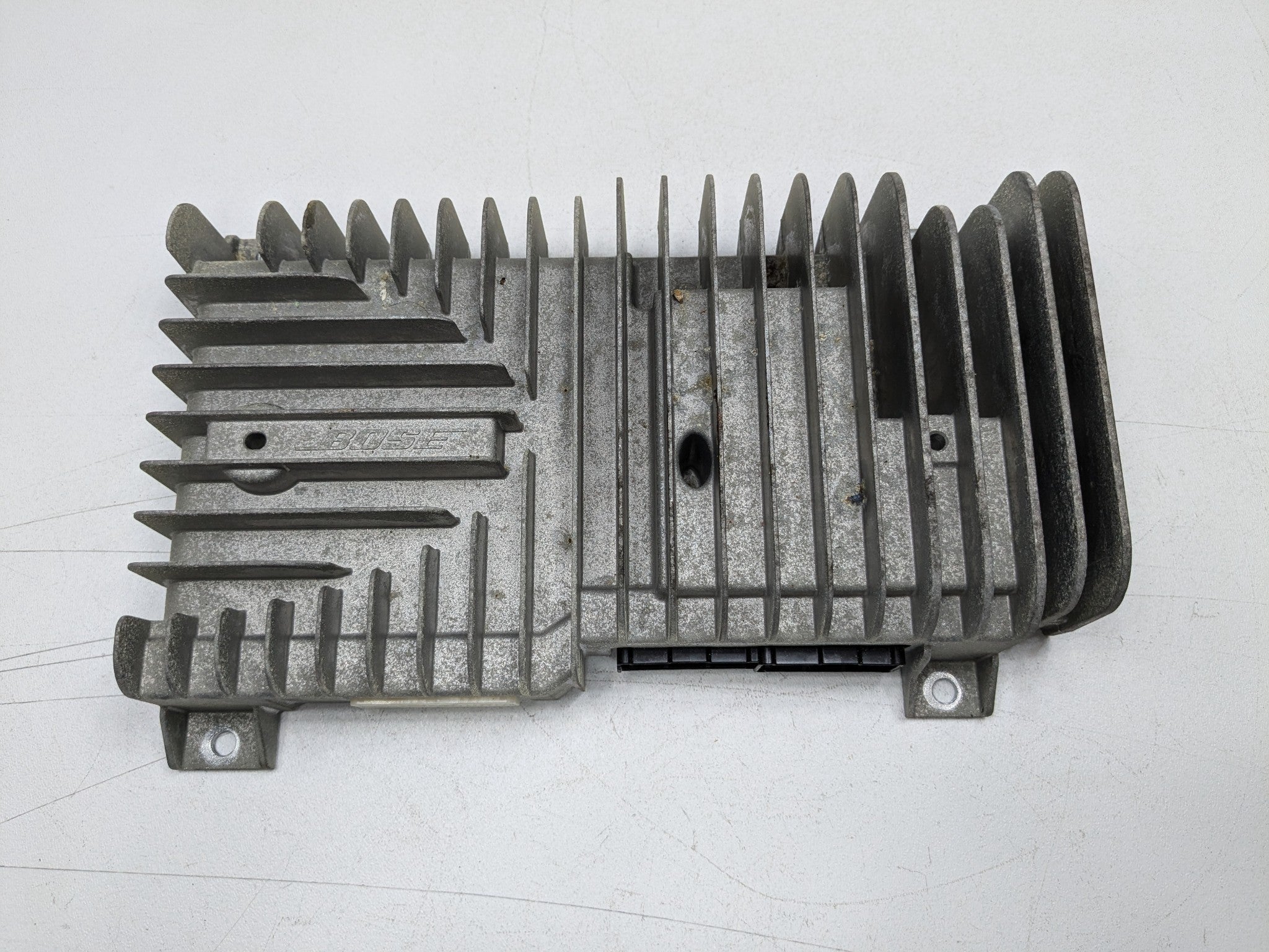 2013 OEM INFINITI JX35 AUDIO EQUIPMENT RADIO AMPLIFIER UNDER 3RD ROW SEAT FITS