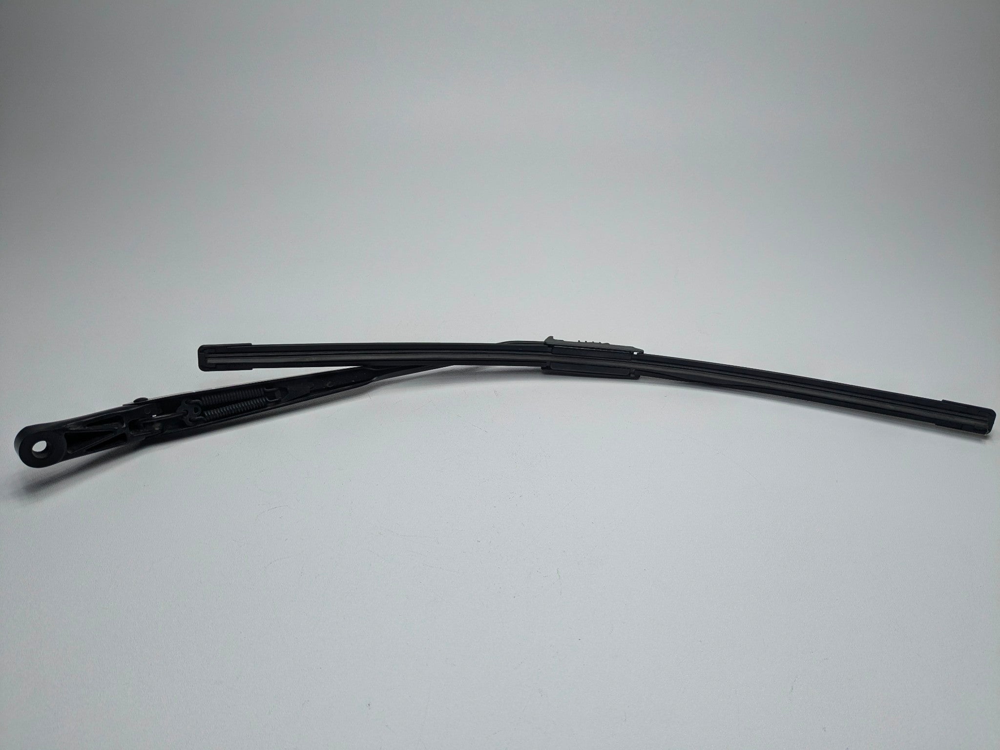 2006 - 2008 OEM PORSCHE CAYMAN FRONT LEFT DRIVER SIDE WINDSHIELD WIPER ARM