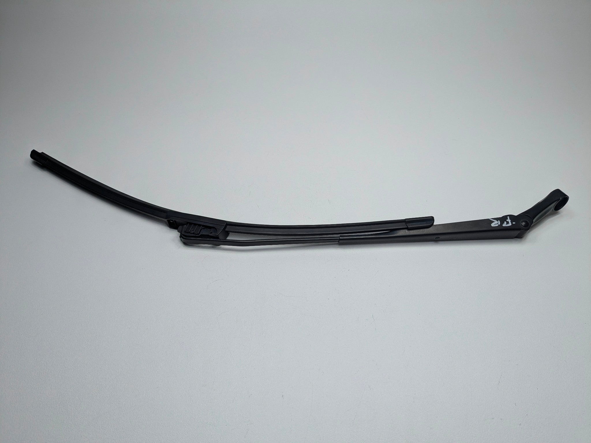 2006 - 2008 OEM PORSCHE CAYMAN FRONT RIGHT PASSENGER SIDE WINDSHIELD WIPER ARM