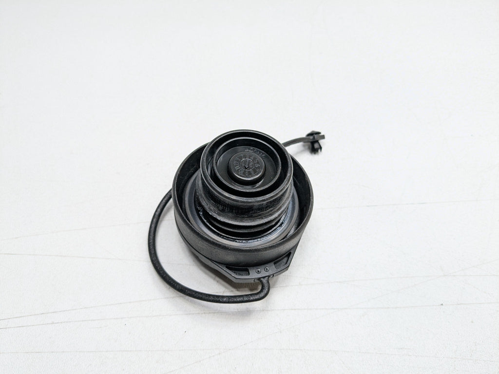 2006 - 2008 OEM PORSCHE CAYMAN GASOLINE FUEL TANK FILLER NECK COVER CAP