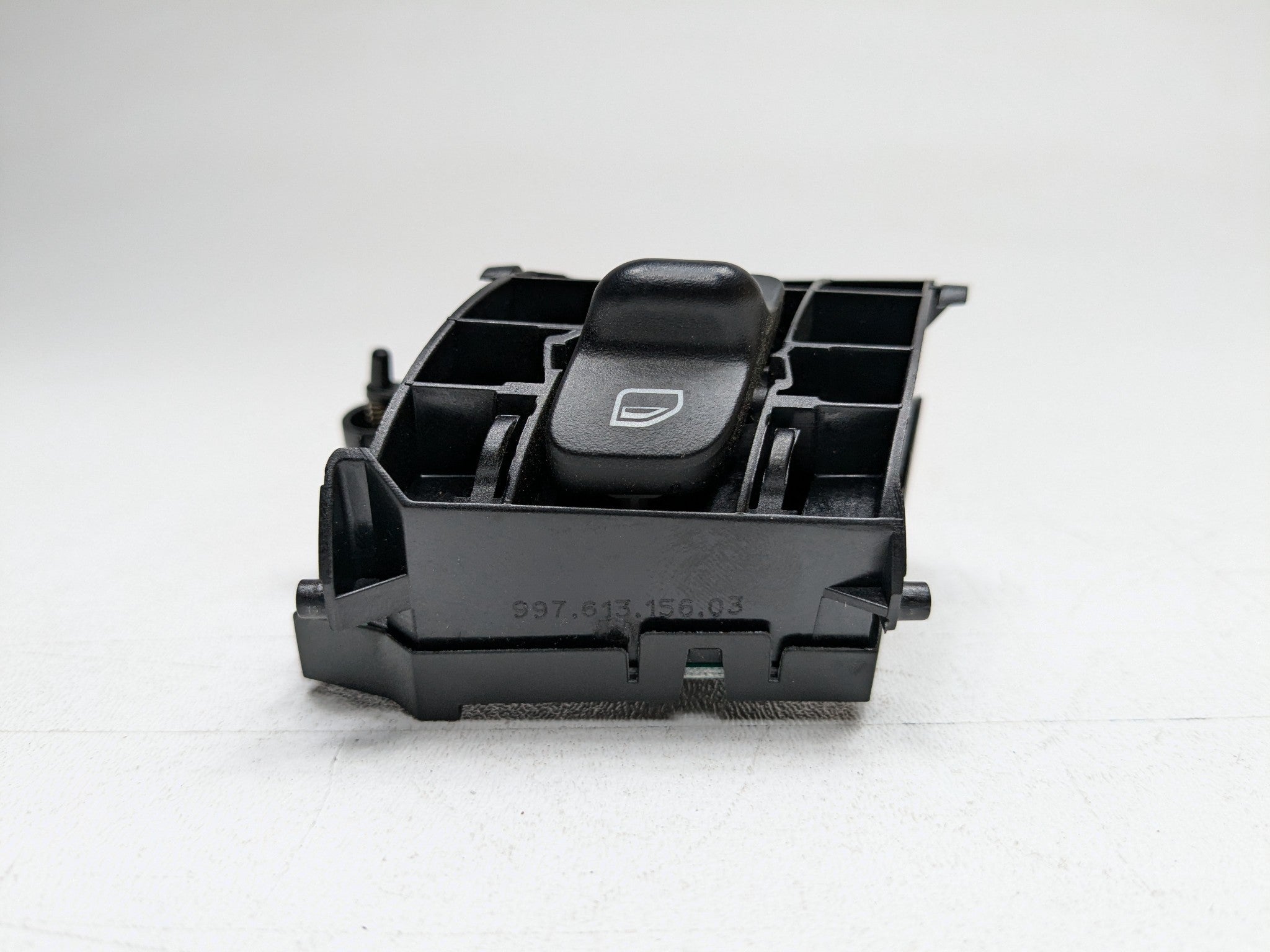 2006 - 2008 OEM PORSCHE CAYMAN RIGHT PASSENGER POWER WINDOW SWITCH