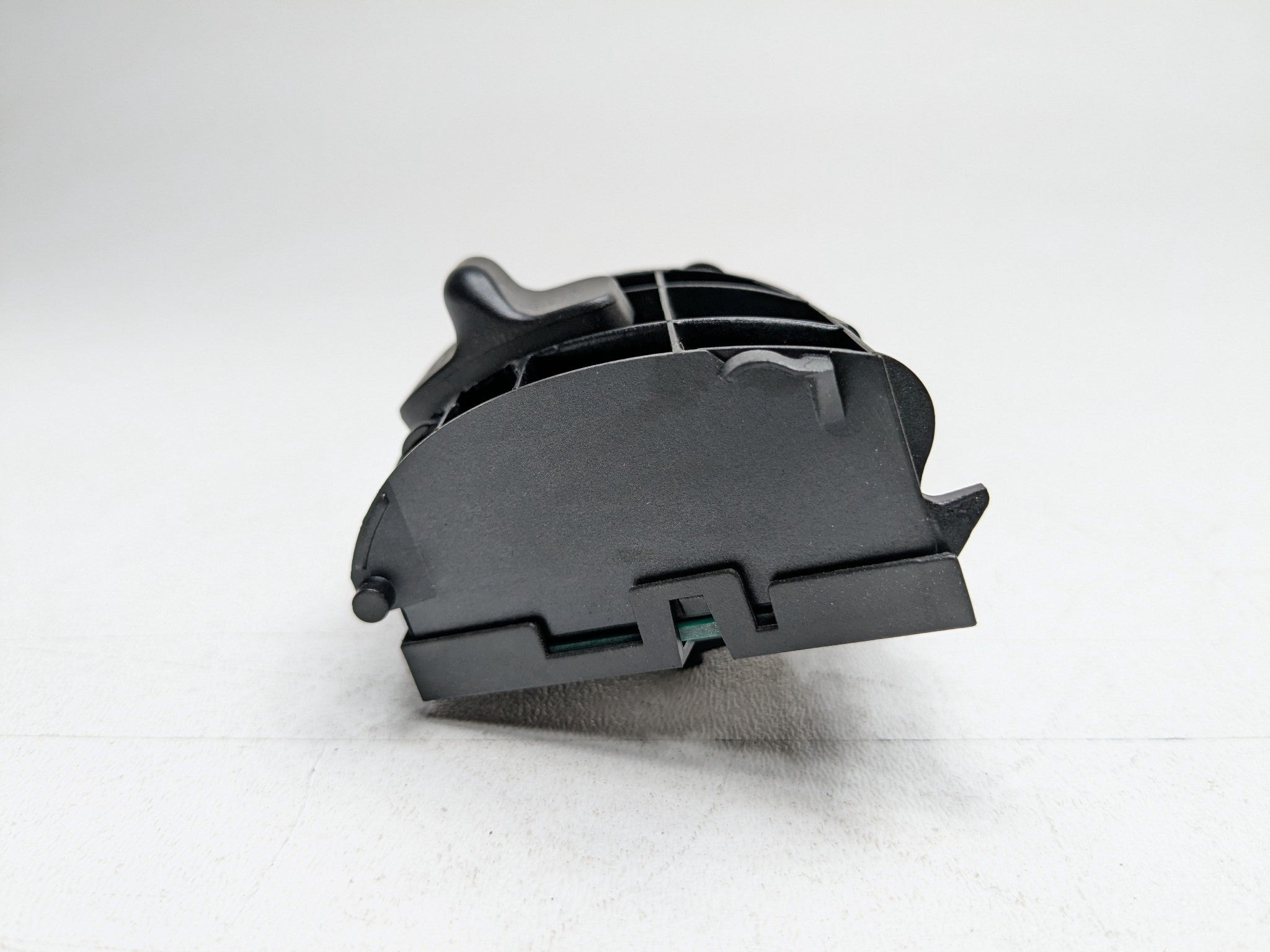 2006 - 2008 OEM PORSCHE CAYMAN RIGHT PASSENGER POWER WINDOW SWITCH