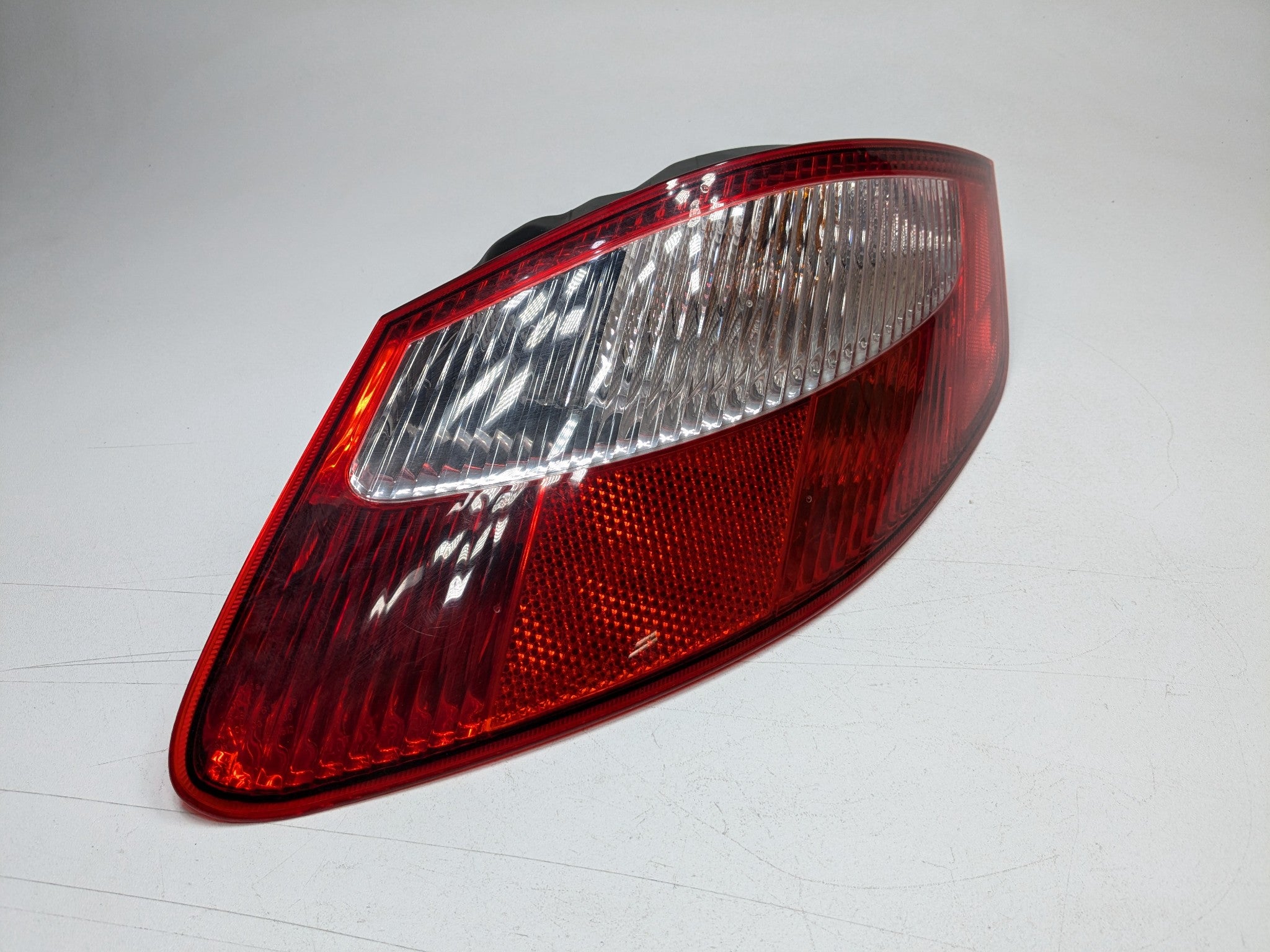 2006 - 2008 OEM PORSCHE CAYMAN REAR RIGHT PASSENGER SIDE TAIL LIGHT ASSEMBLY