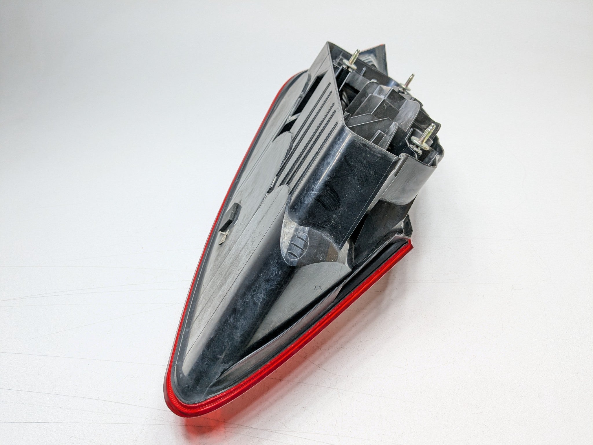 2006 - 2008 OEM PORSCHE CAYMAN REAR RIGHT PASSENGER SIDE TAIL LIGHT ASSEMBLY