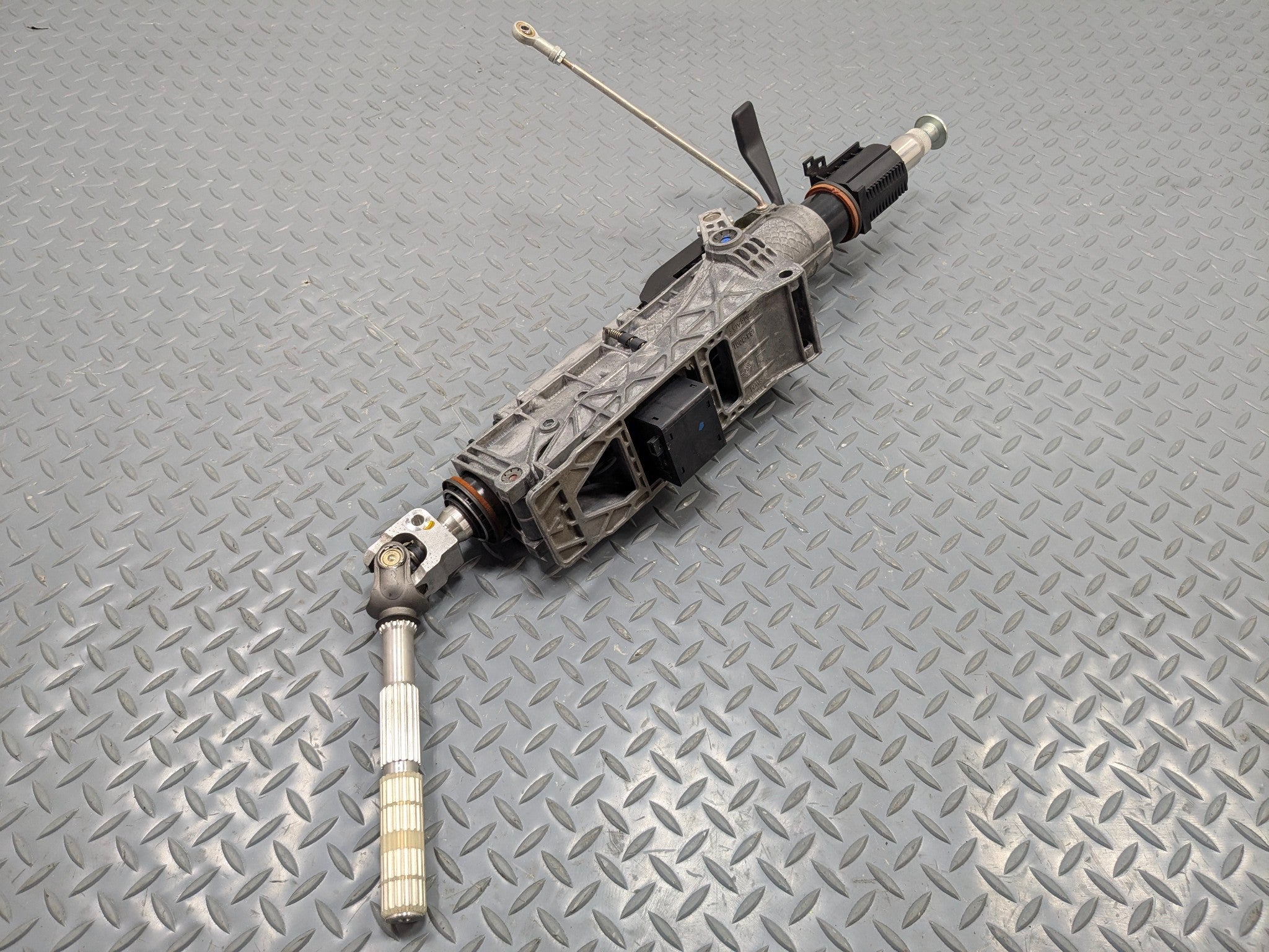 06 - 08 OEM PORSCHE CAYMAN POWER ADJUSTMENT STEERING COLUMN ASSEMBLY