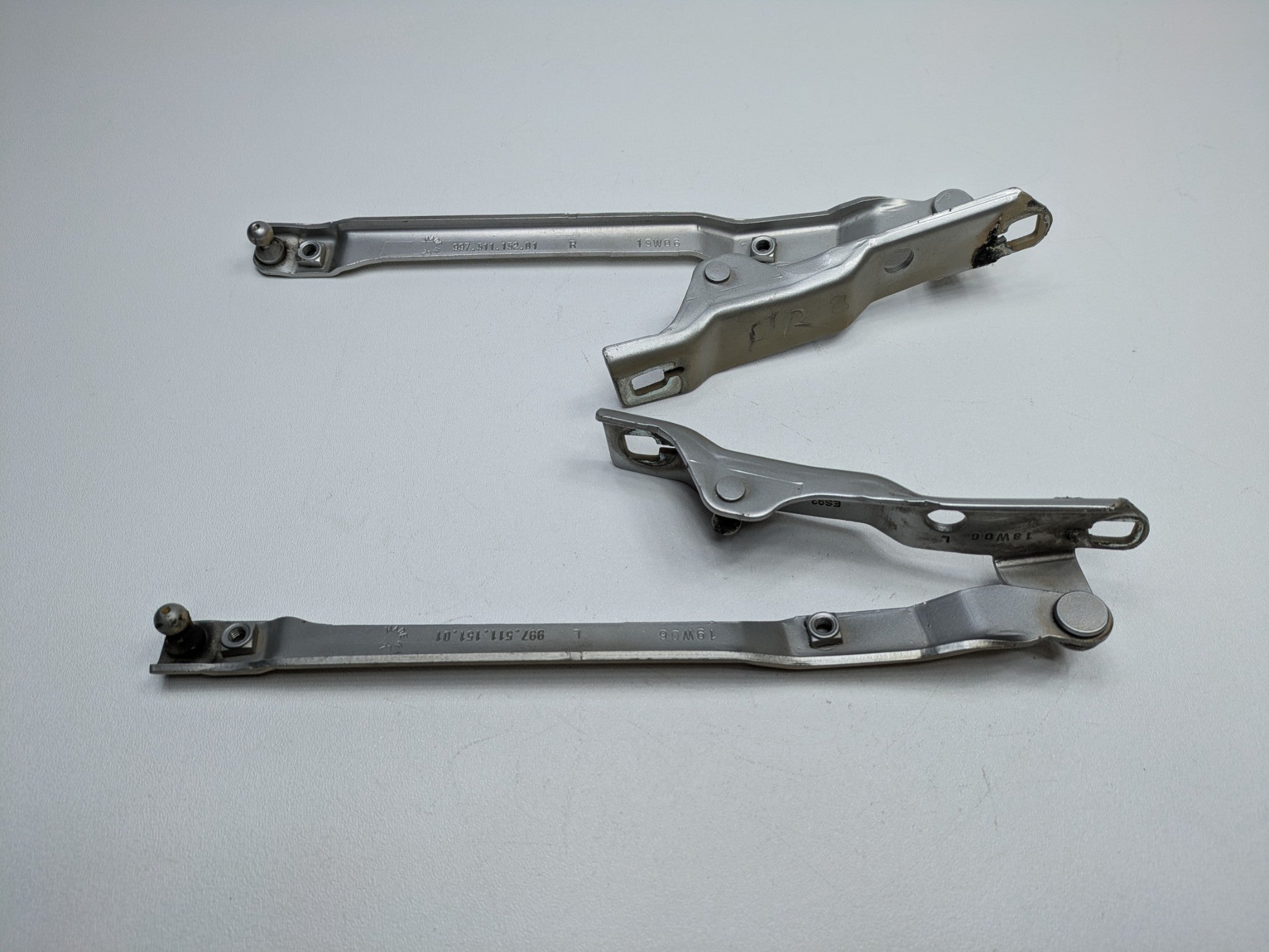2006 - 2008 OEM PORSCHE CAYMAN FRONT LEFT AND RIGHT SIDE HOOD HINGES PAIR